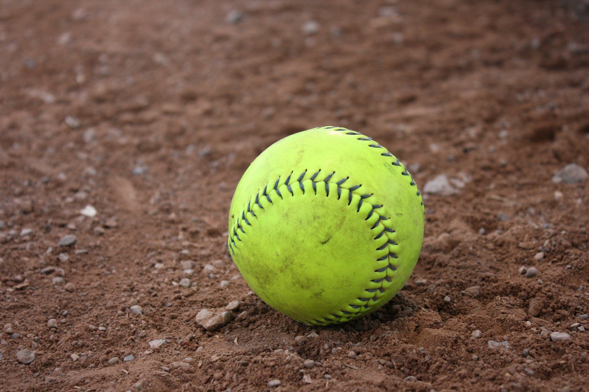 Lady Bulldogs drop game at Johnson Central