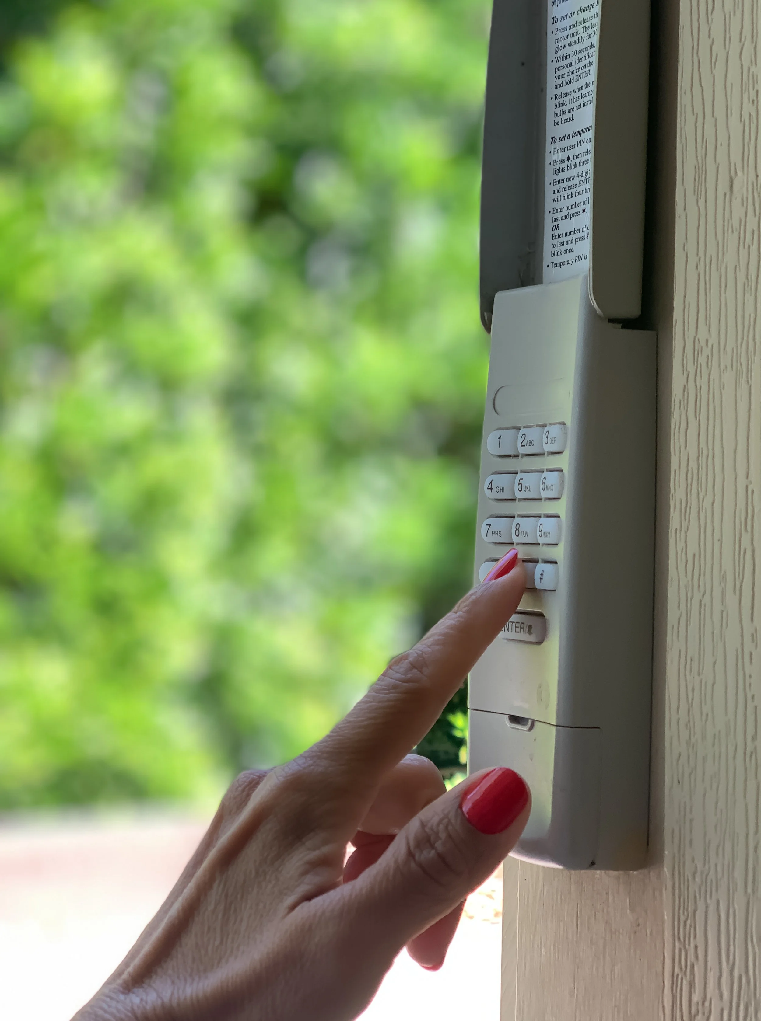 6 Reasons Your Garage Door Opener Won't Work