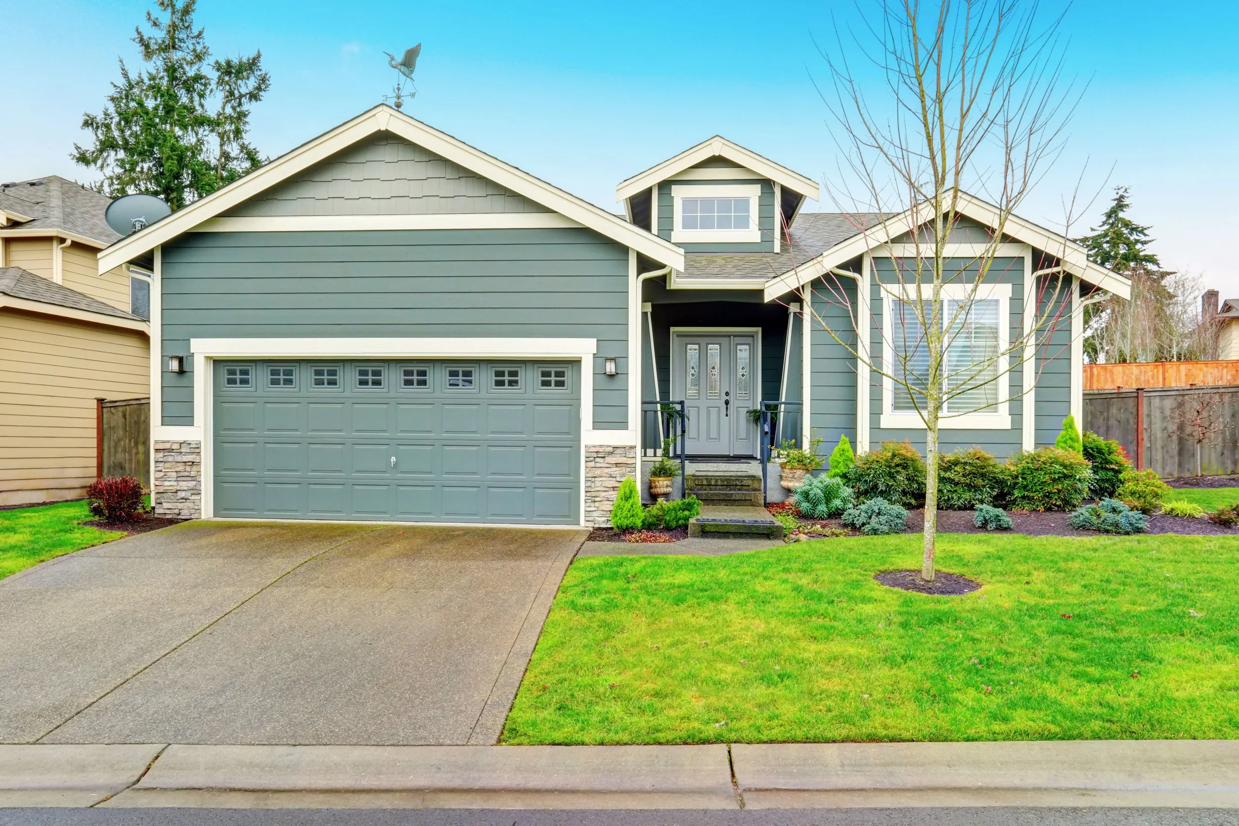 Maximizing Curb Appeal: Outdoor Maintenance
