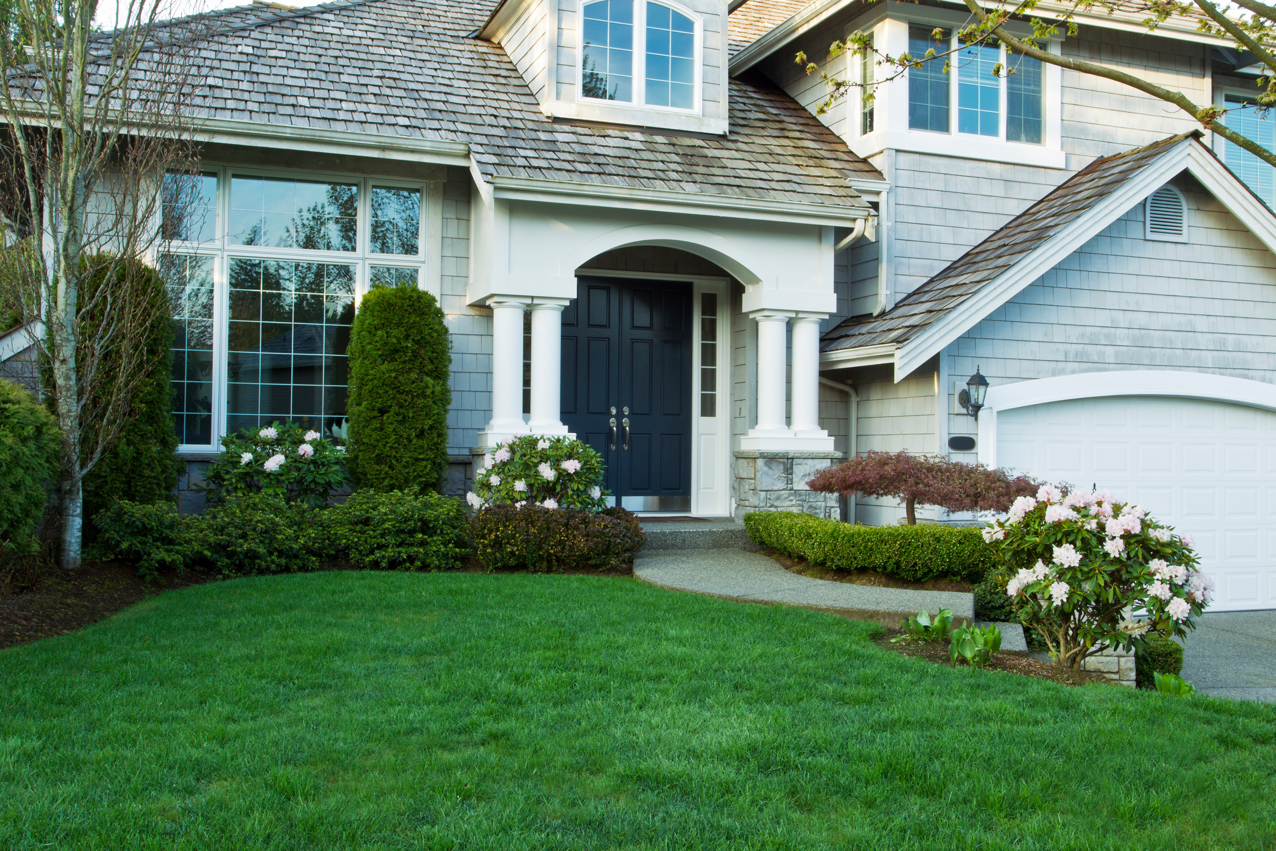 Transforming Your Outdoor Space Into a Spring Oasis