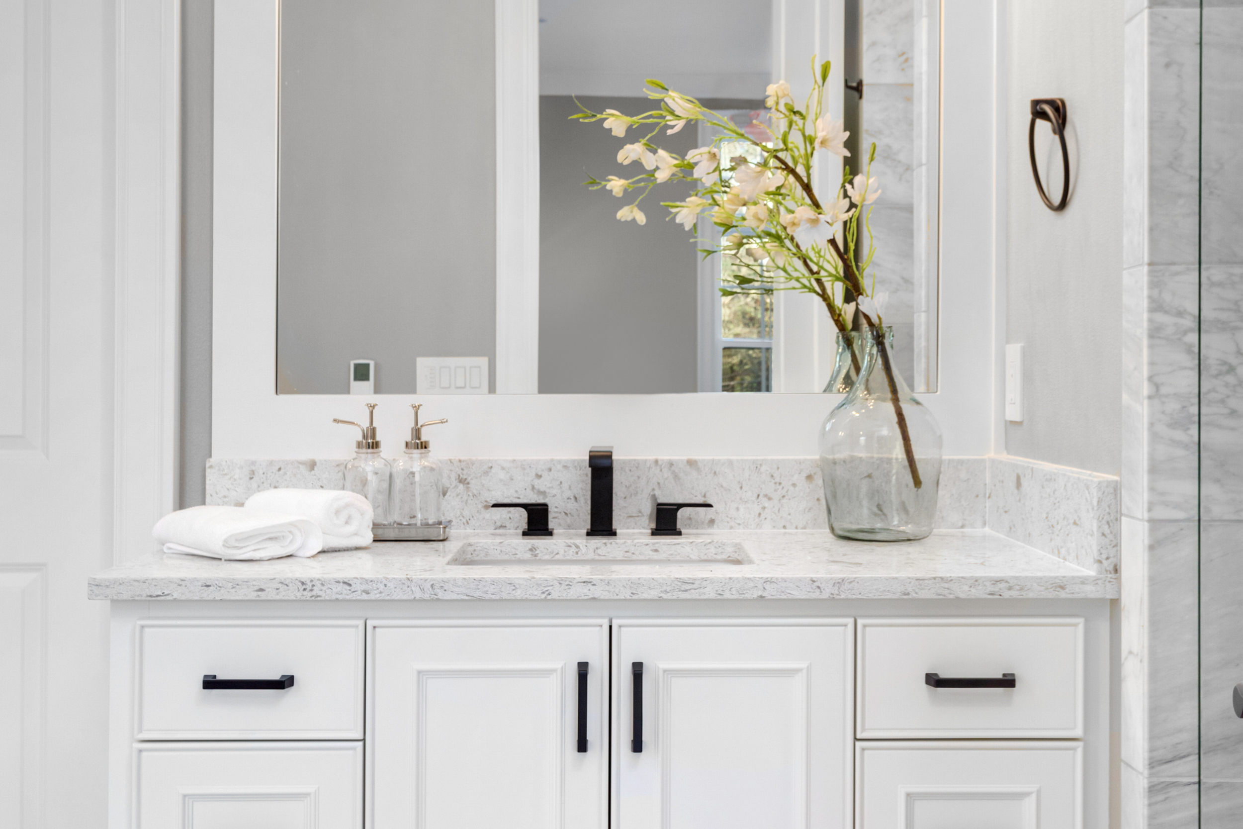 &nbsp;Affordable Ways to Reflect Style in Your Bathroom