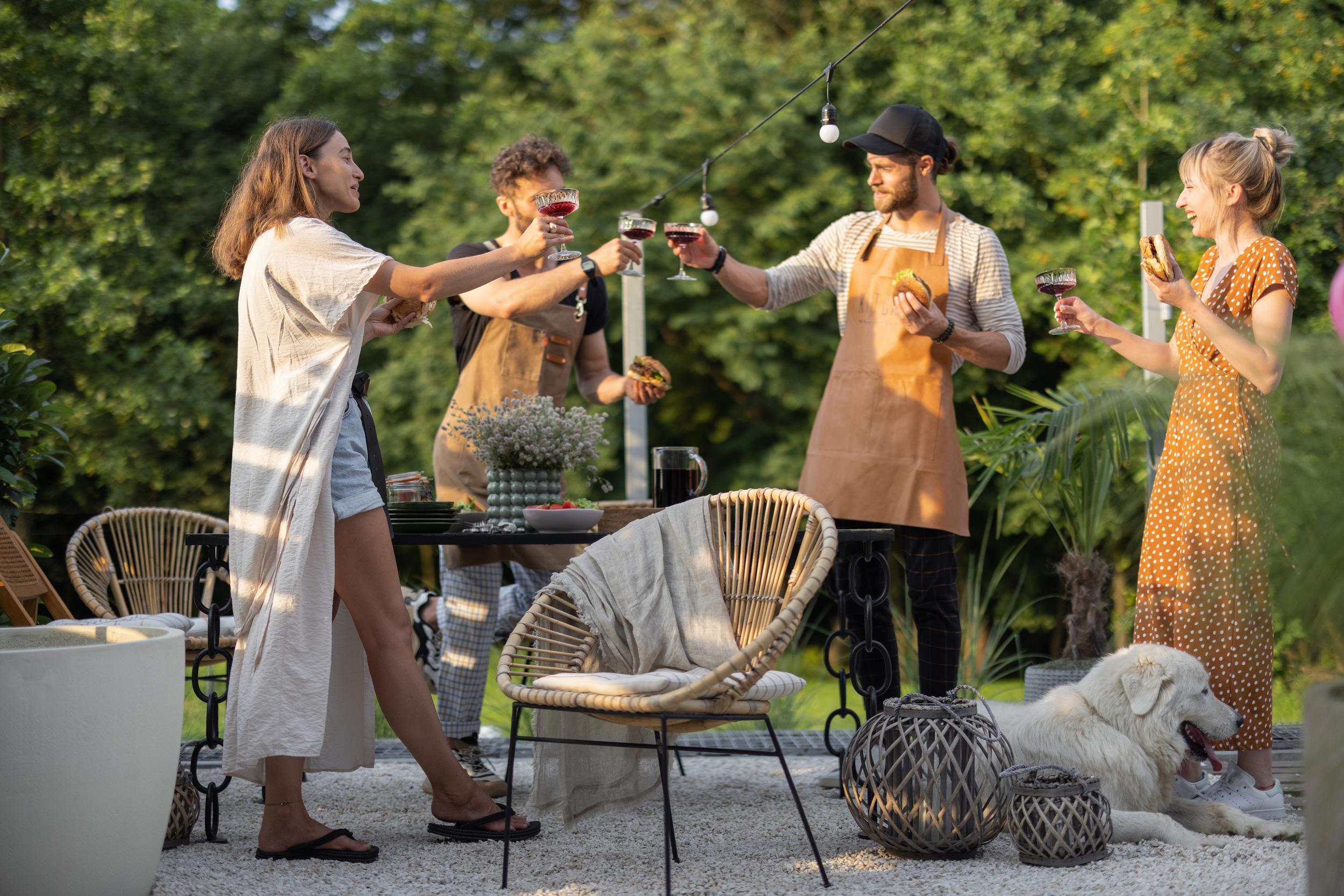 The Great Outdoors: Creating a Vibrant Outdoor Oasis for Summer