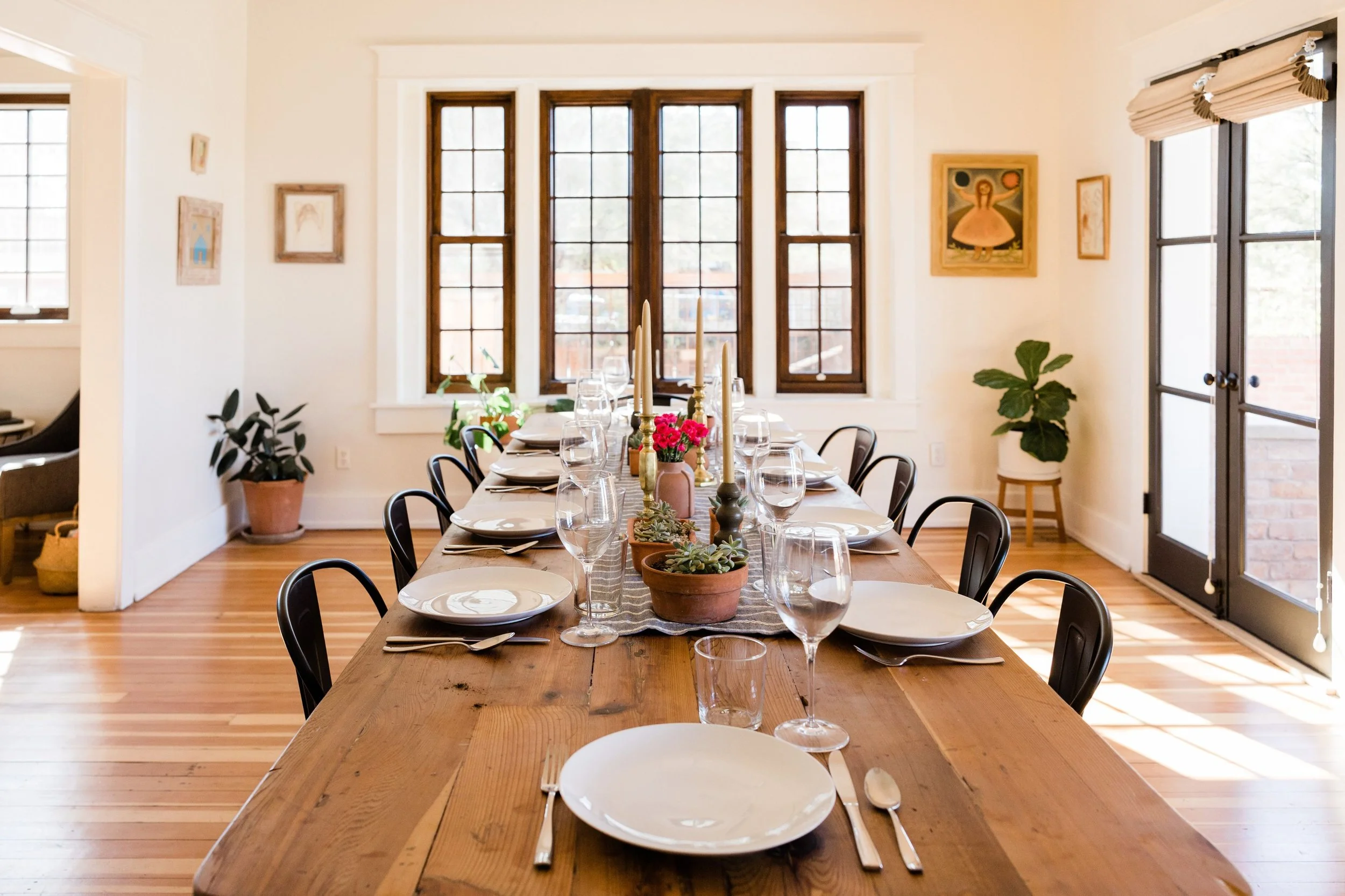 Upgrade Your Dining Room: Renovation Ideas for Summer Gatherings