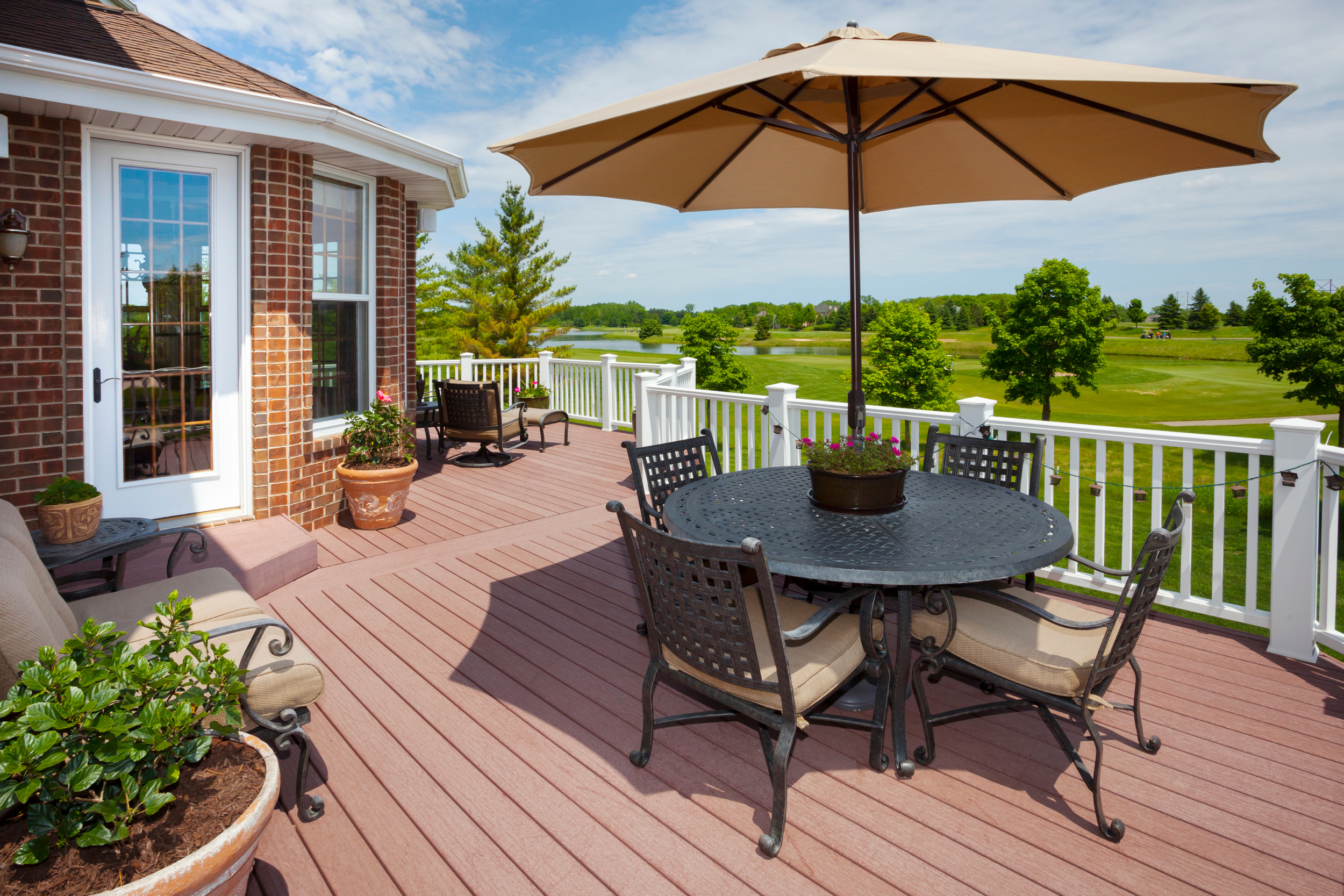 How a New Deck Can Turn Your Yard into a Paradise