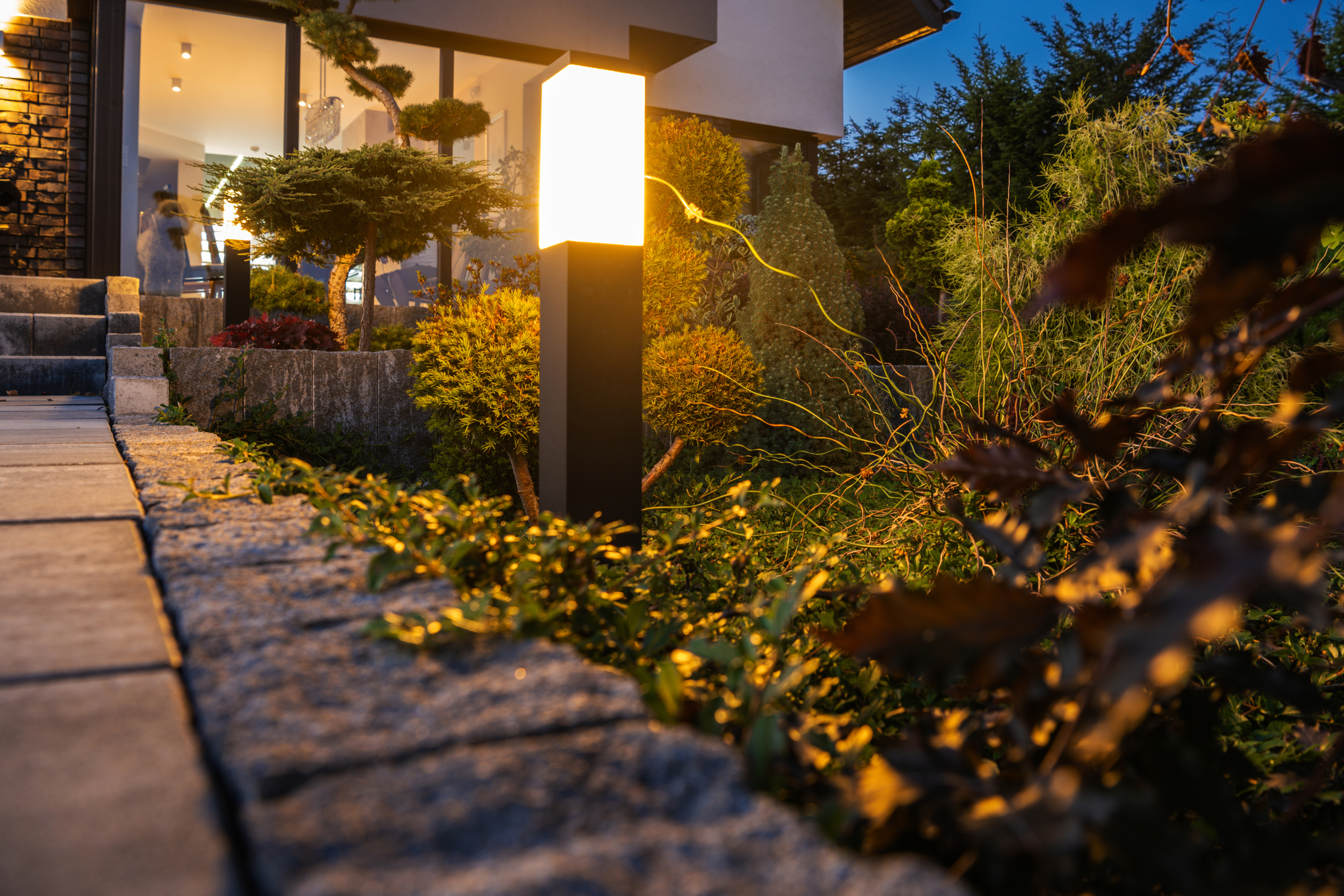 Outdoor Lighting Magic: How to Transform Your Space with Light