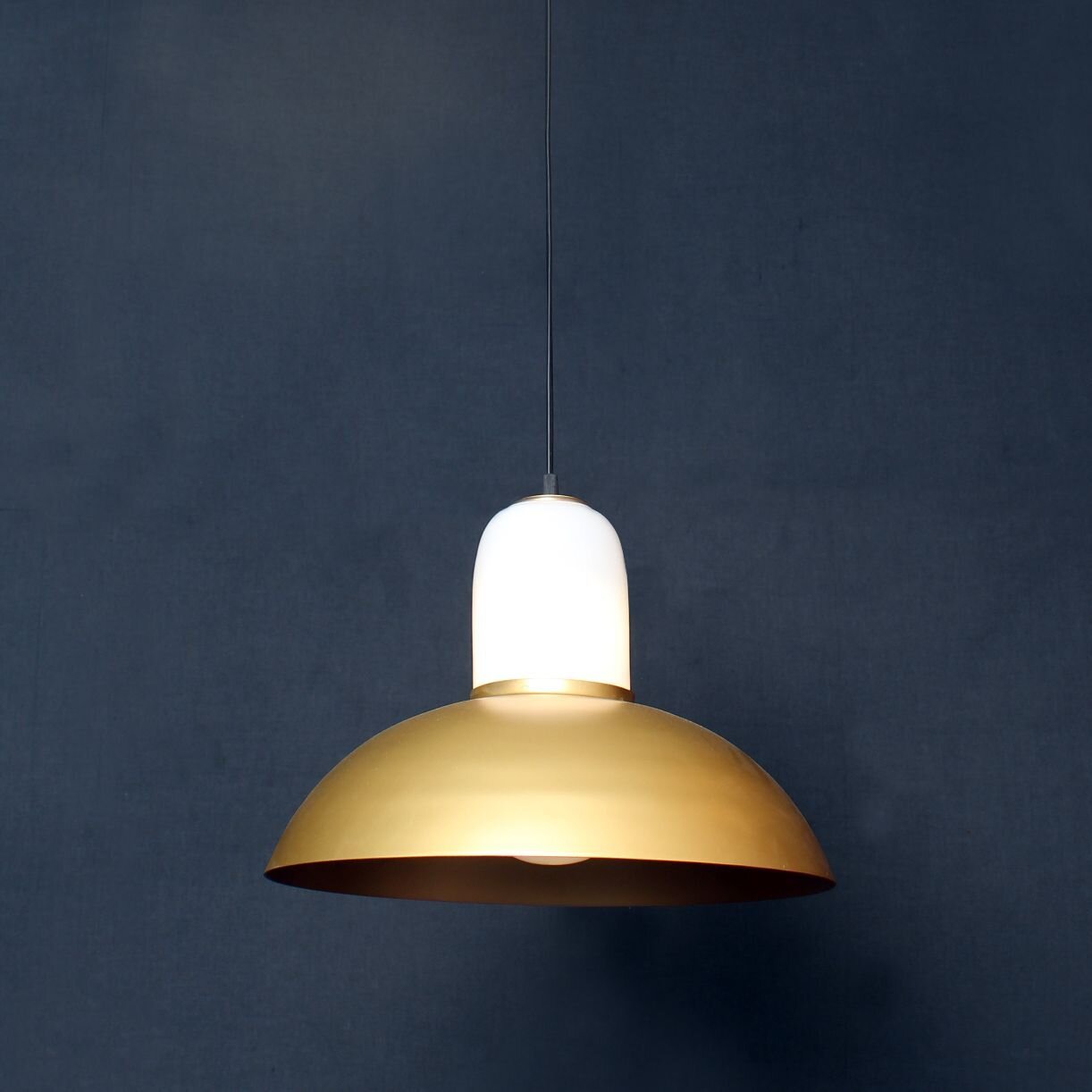 00_Ettore_Pendant_Lamp-_Large_Dome..jpg