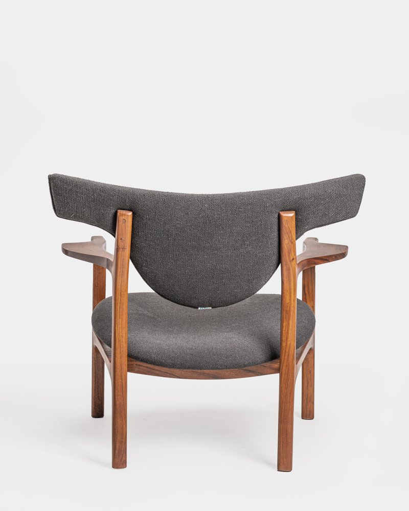 Taurus Lounge Chair Fabric (4).jpg