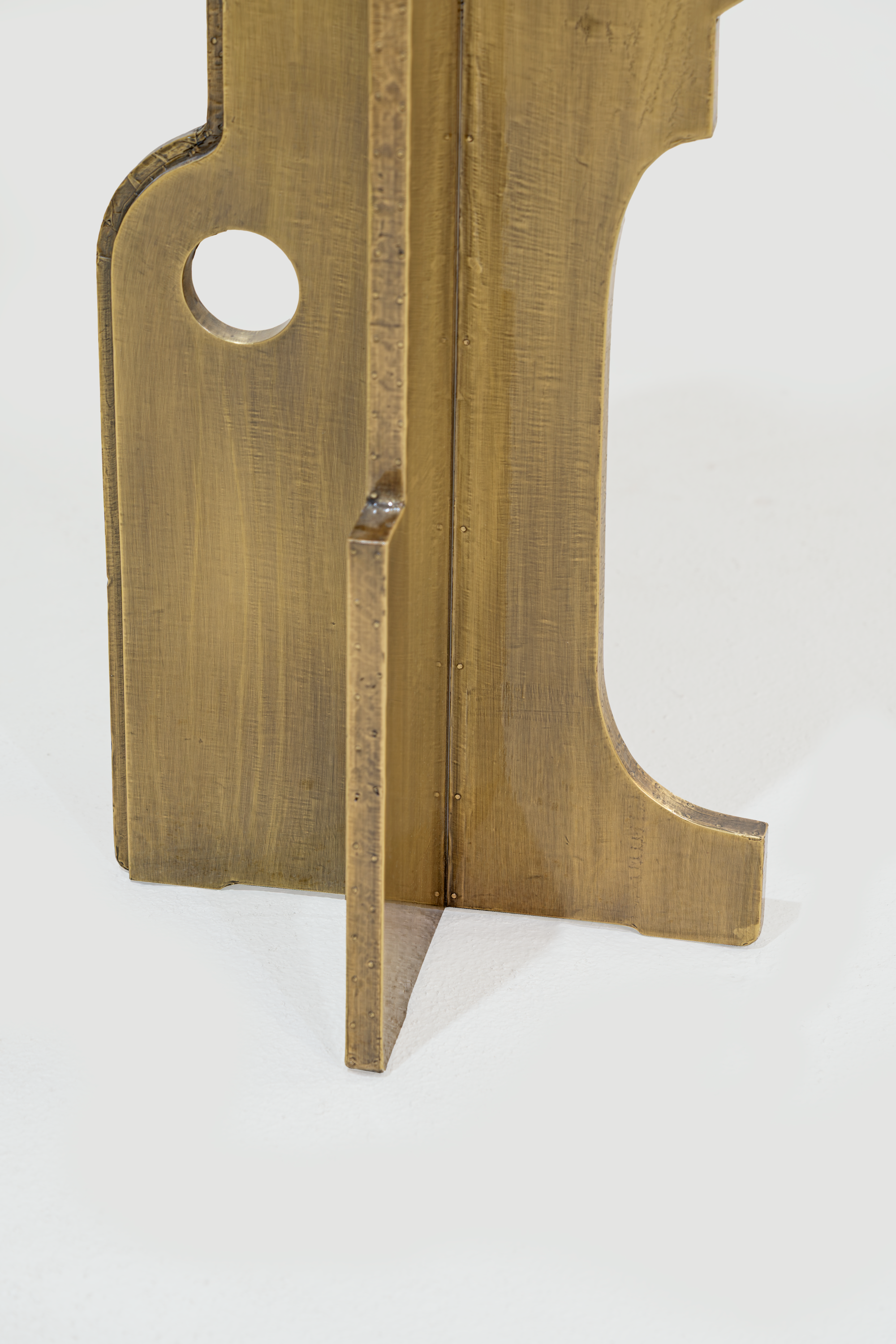 Bedouin Table Gold (8).png