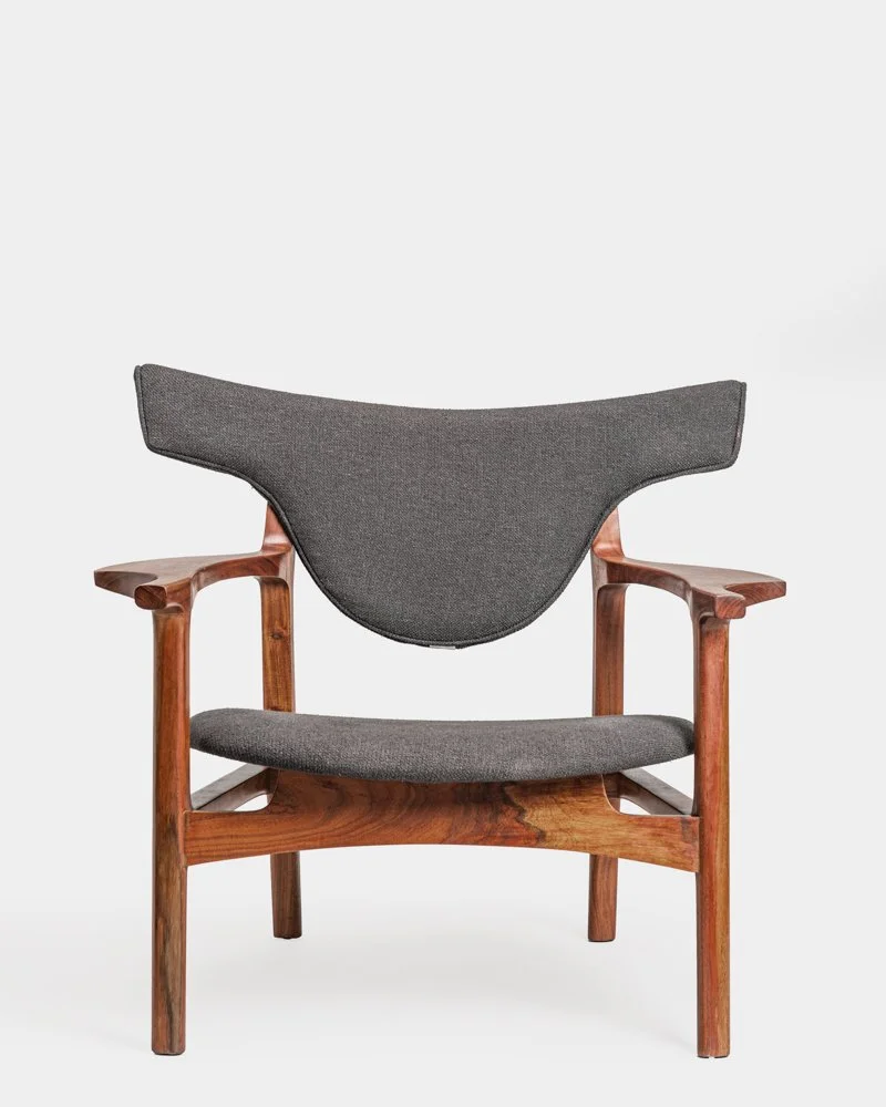 Taurus Lounge Chair Fabric (1).jpg