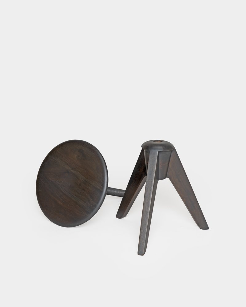 Armature Stool (4).jpg