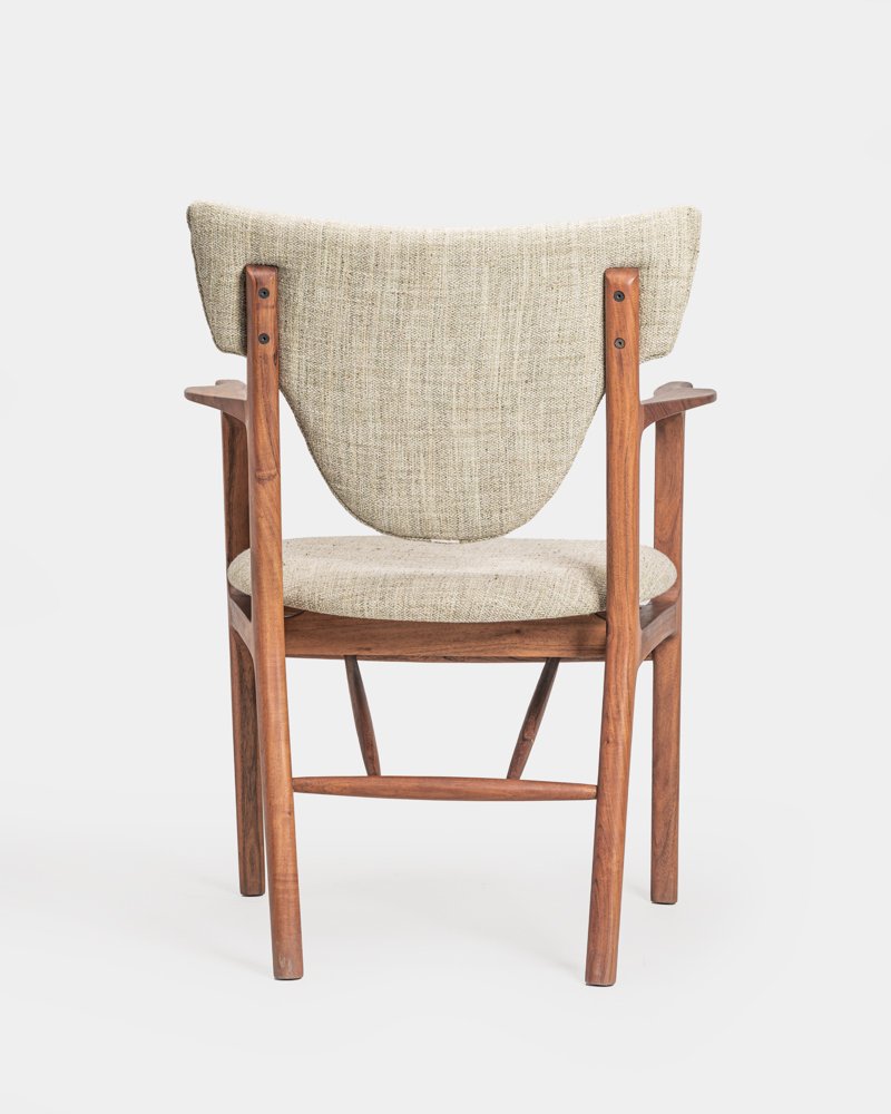 Taurus Dining Chair with Arm (4).jpg