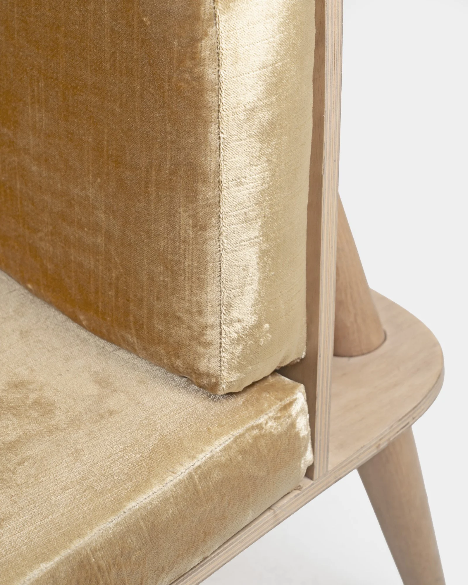 Shelf Single Seater Chair (13).jpg