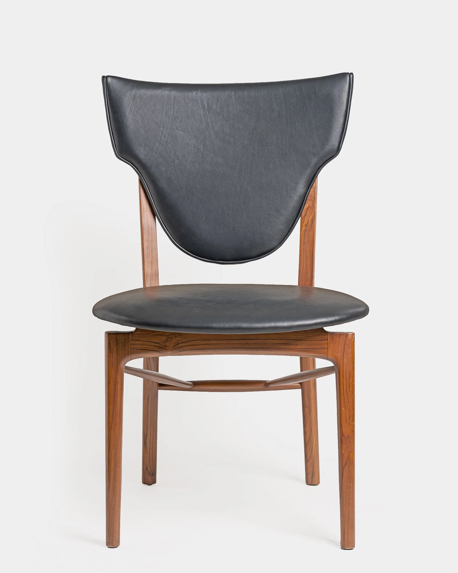 Taurus Dining Chair  (1).jpg