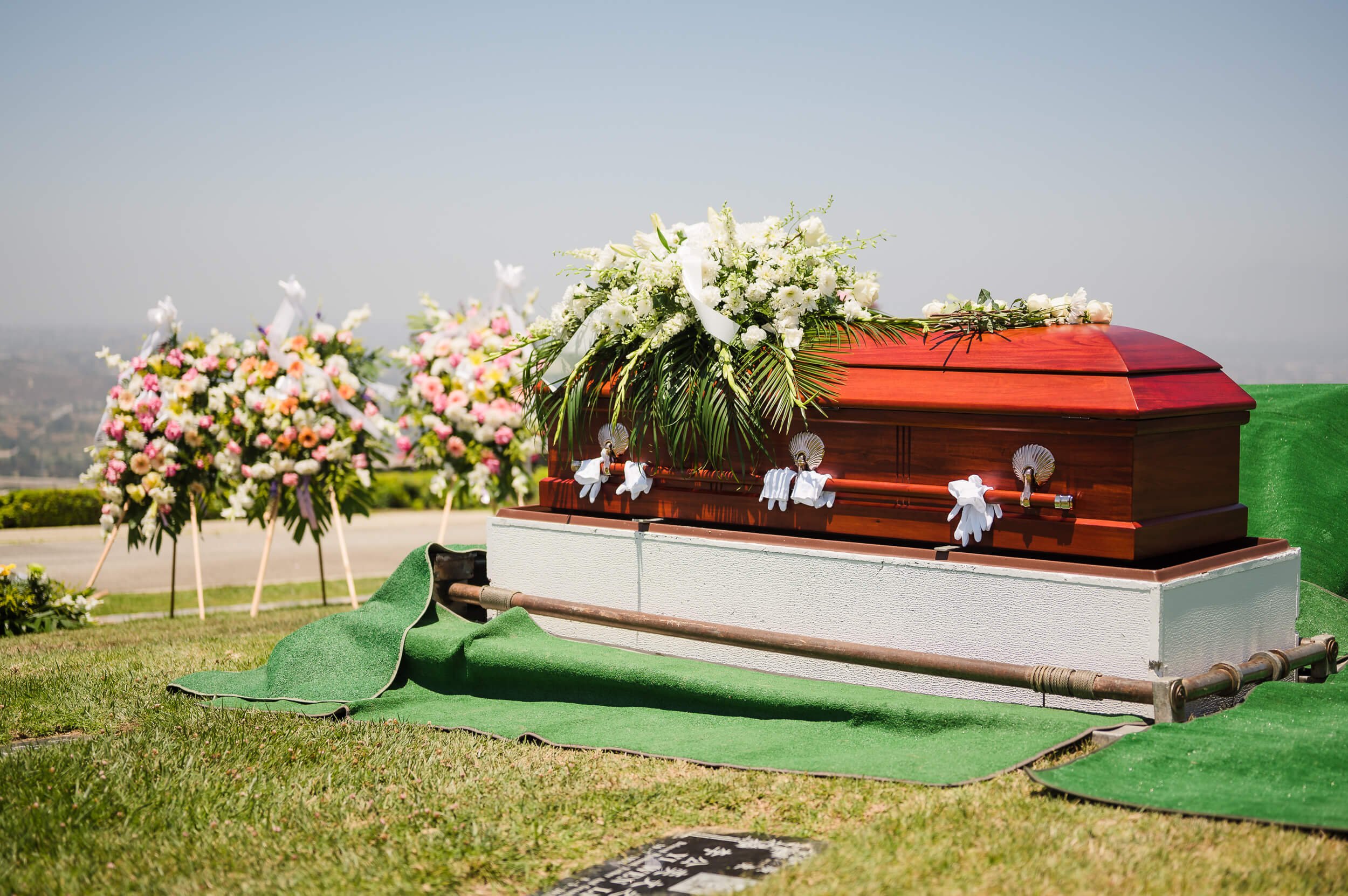 funeral-service-rose-hills-mortuary-whittier-california-4-h.jpg