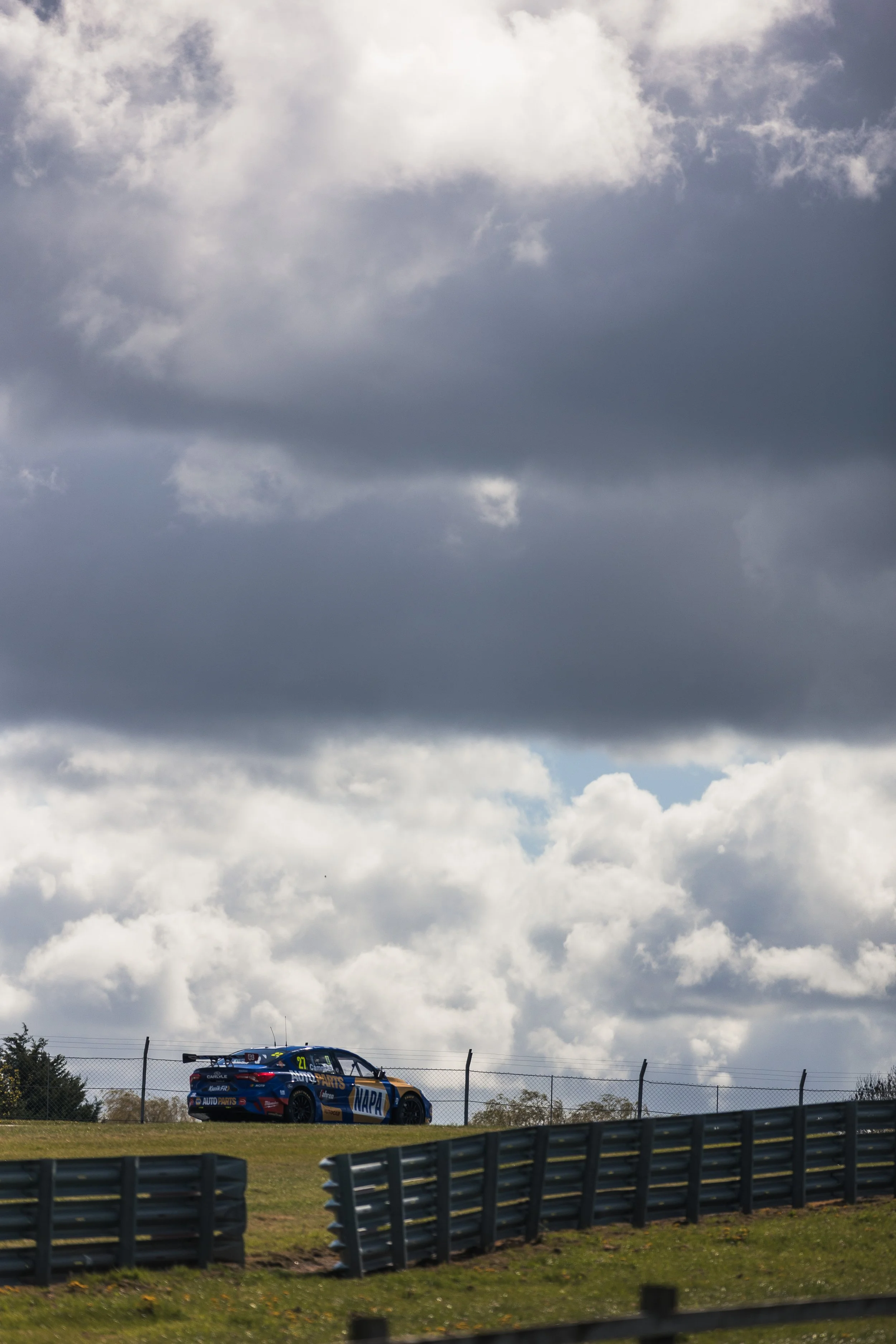 IM-BTCC-Rd1-DoningtonPark-1N4A9703-20260418-21-35.jpg