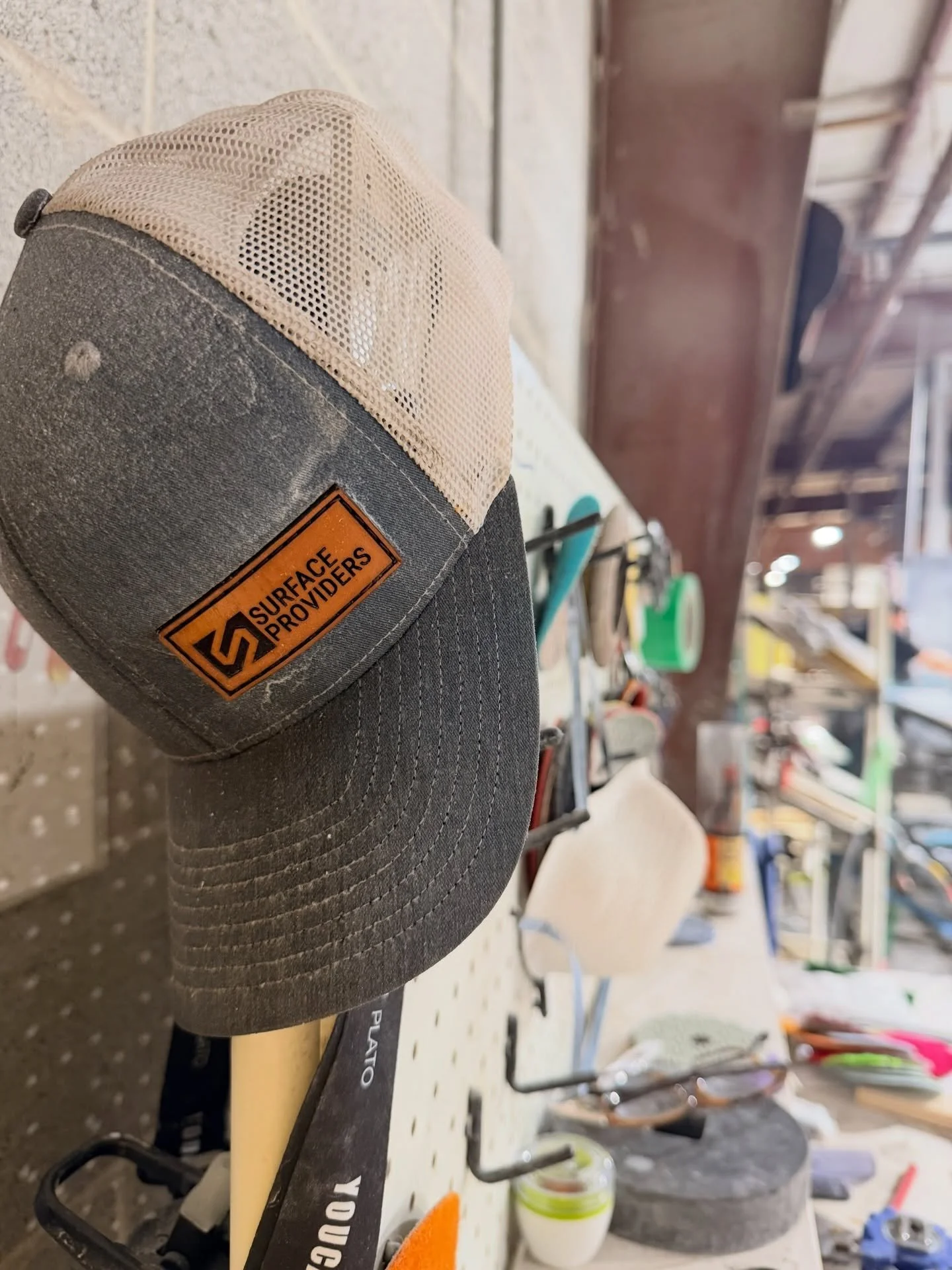 Hats off to&hellip; making it halfway through the week! Happy Wednesday! 🙌🏻

_____

Providing custom countertops to Greater Atlanta + North Georgia.

📍SHOWROOM &amp; SLAB GALLERY:
845 McFarland Pkwy, Alpharetta, GA

FOR APPOINTMENTS:
&bull; Call: 