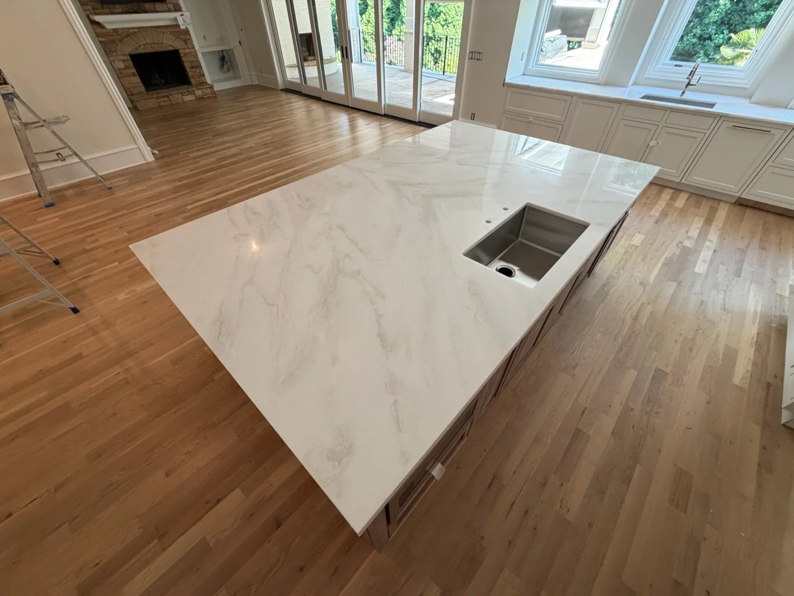 mystery white 1.jpg