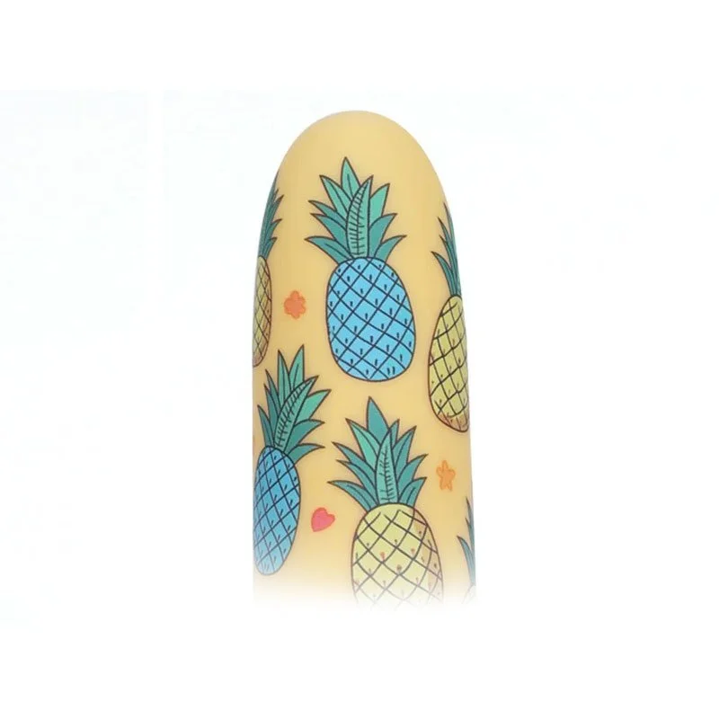 Maia-Kona-Pineapple-Closeup.jpg