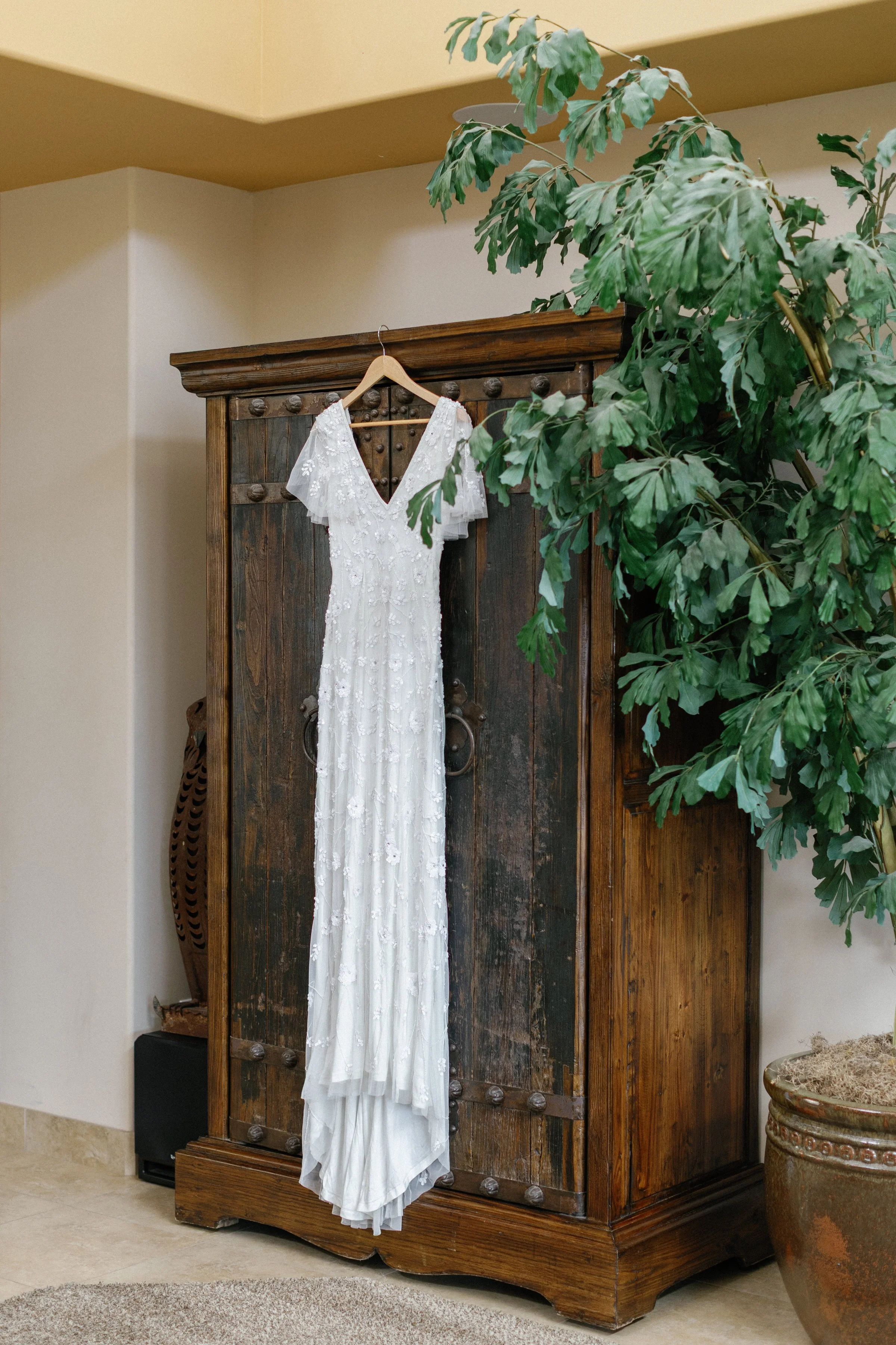 Clair and Chris Sneak Peaks-1.jpg