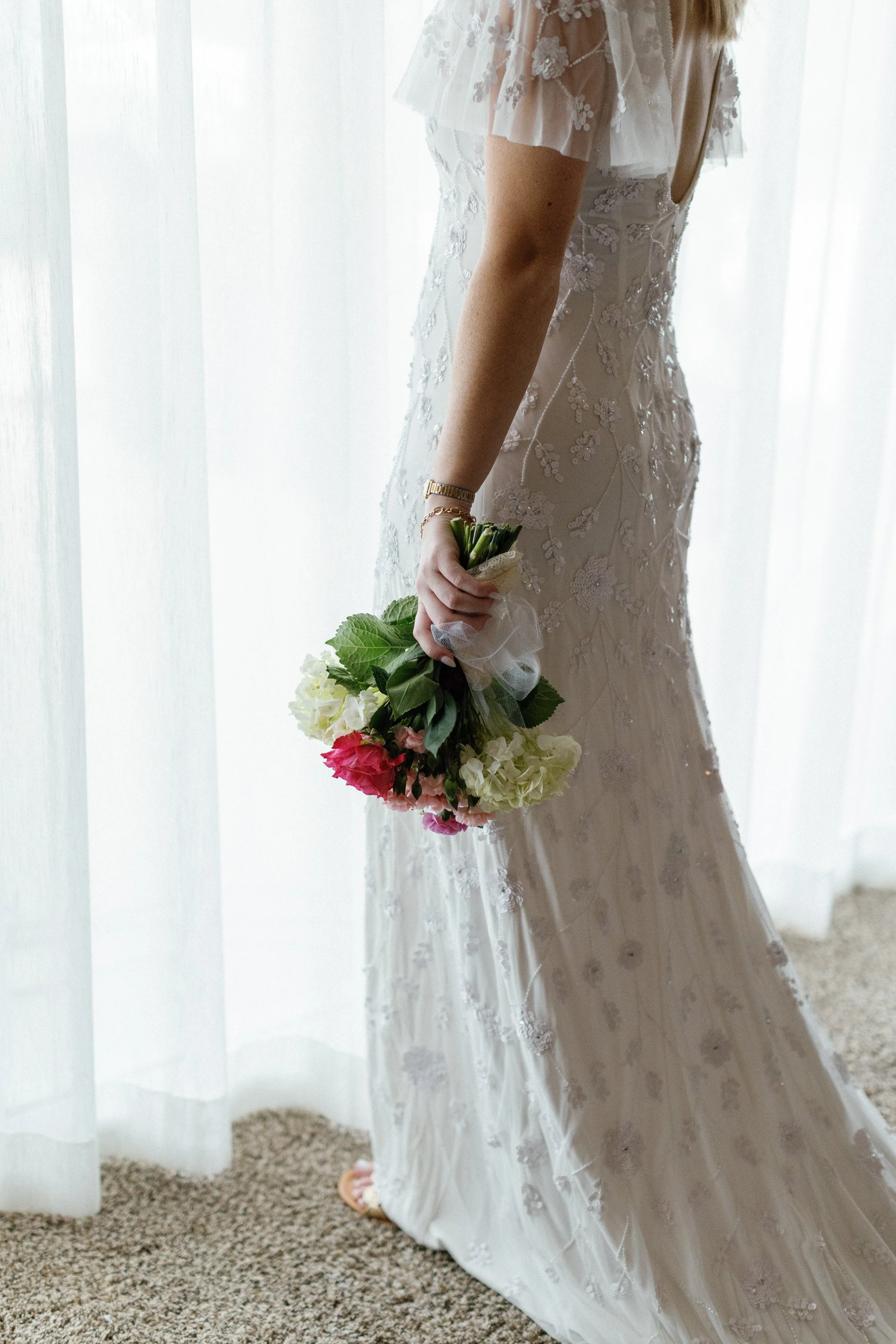 Clair and Chris Sneak Peaks-7.jpg