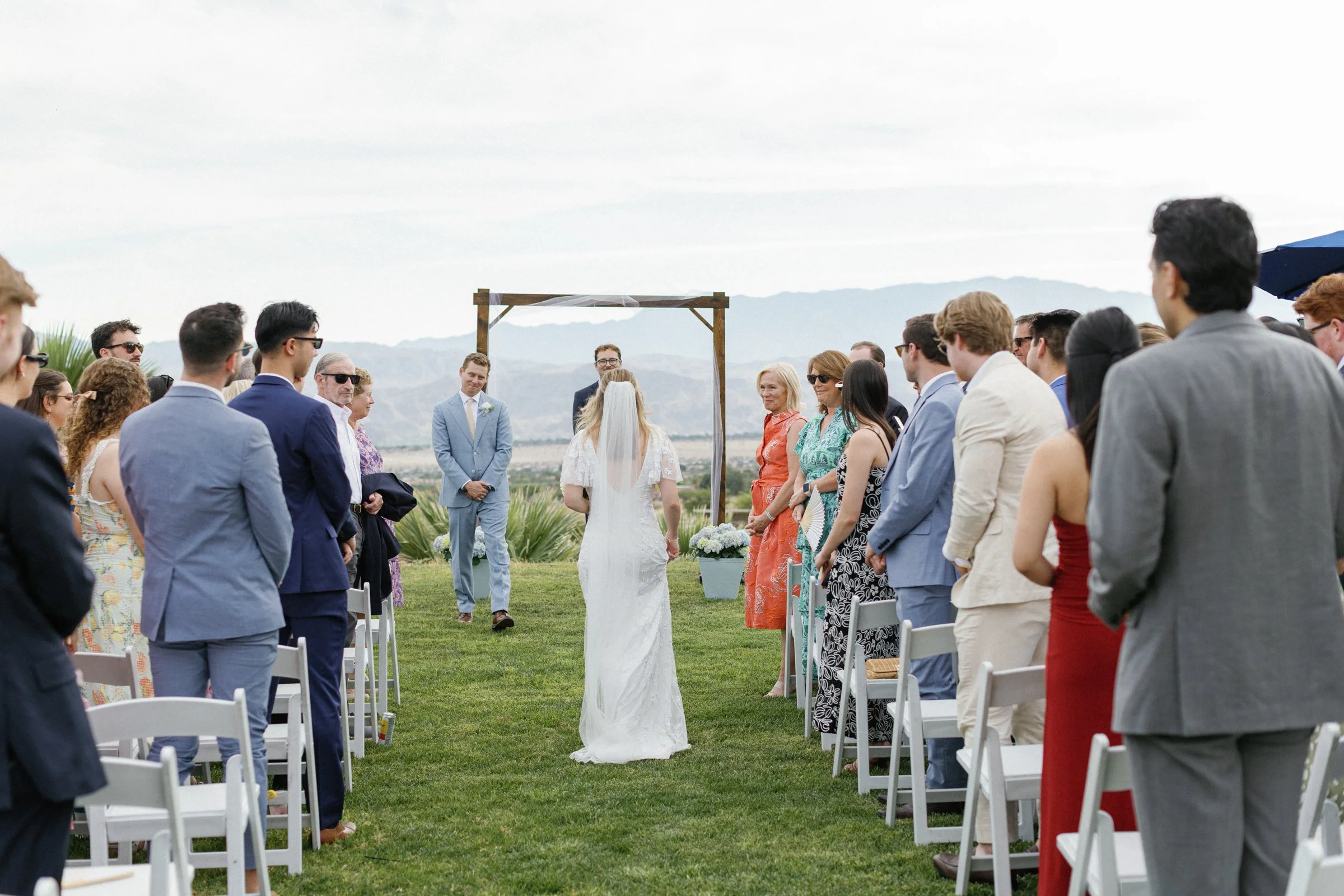 Clair and Chris Sneak Peaks-10.jpg