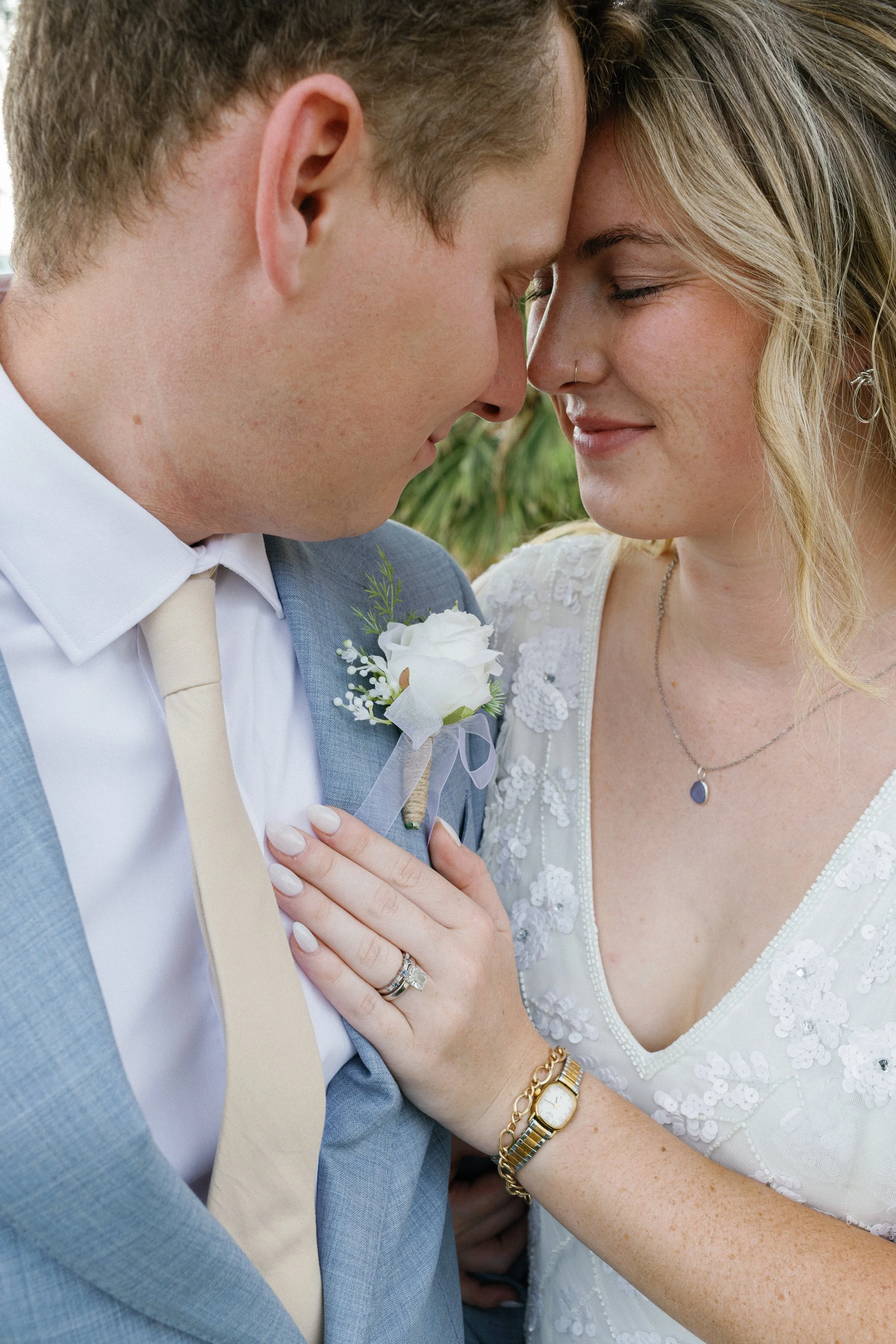 Clair and Chris Sneak Peaks-17.jpg