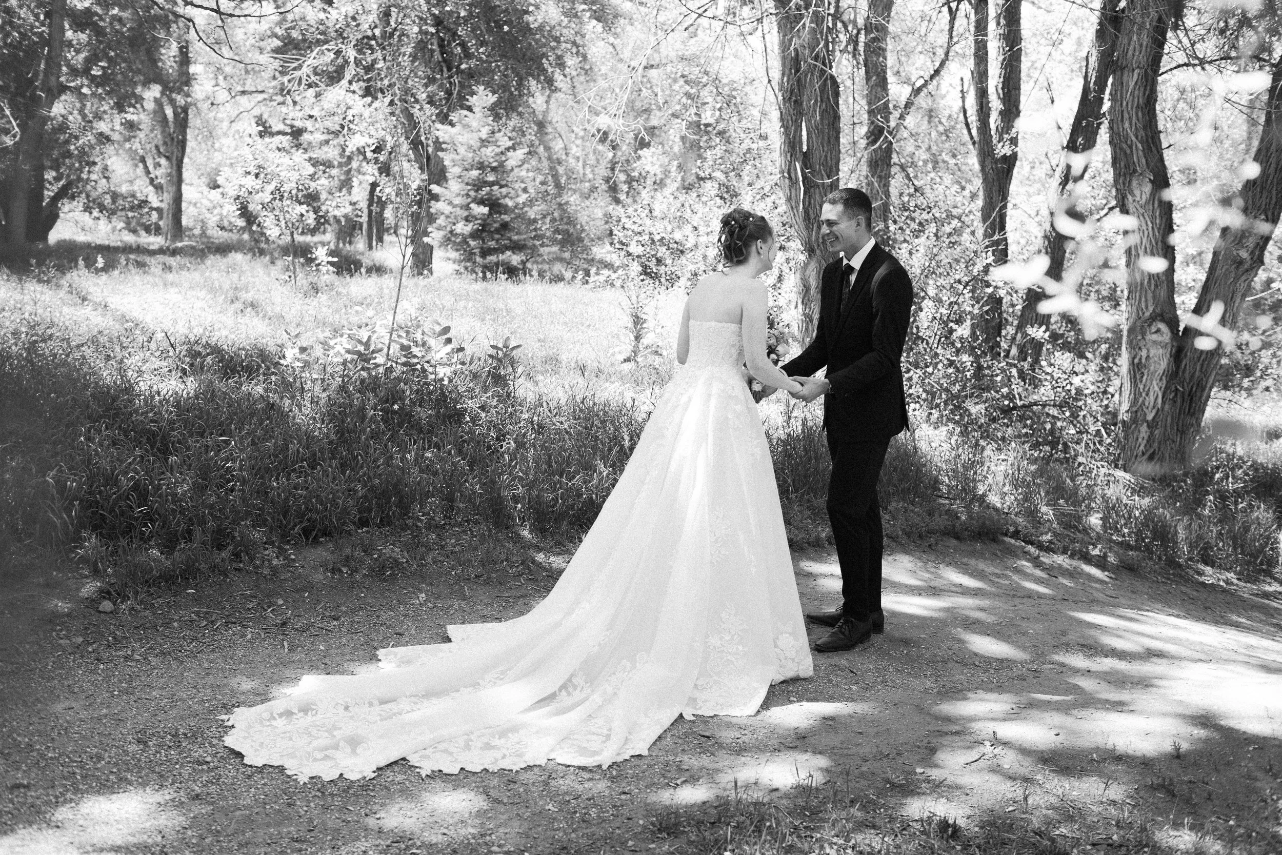 Jakson and Carlie's denver botanic gardens at chatfield farms Wedding-8.jpg
