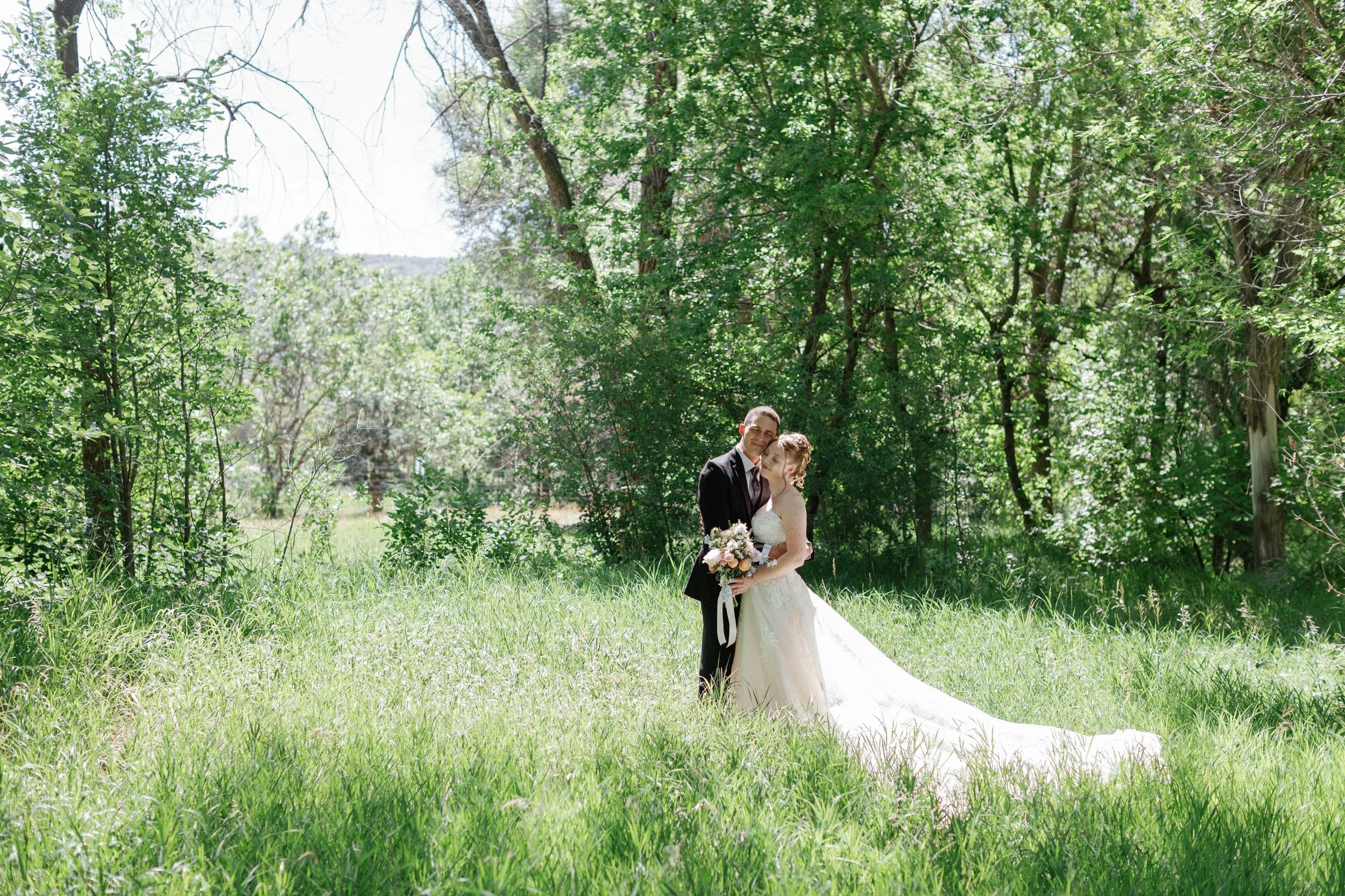 Jakson and Carlie's denver botanic gardens at chatfield farms Wedding-12.jpg