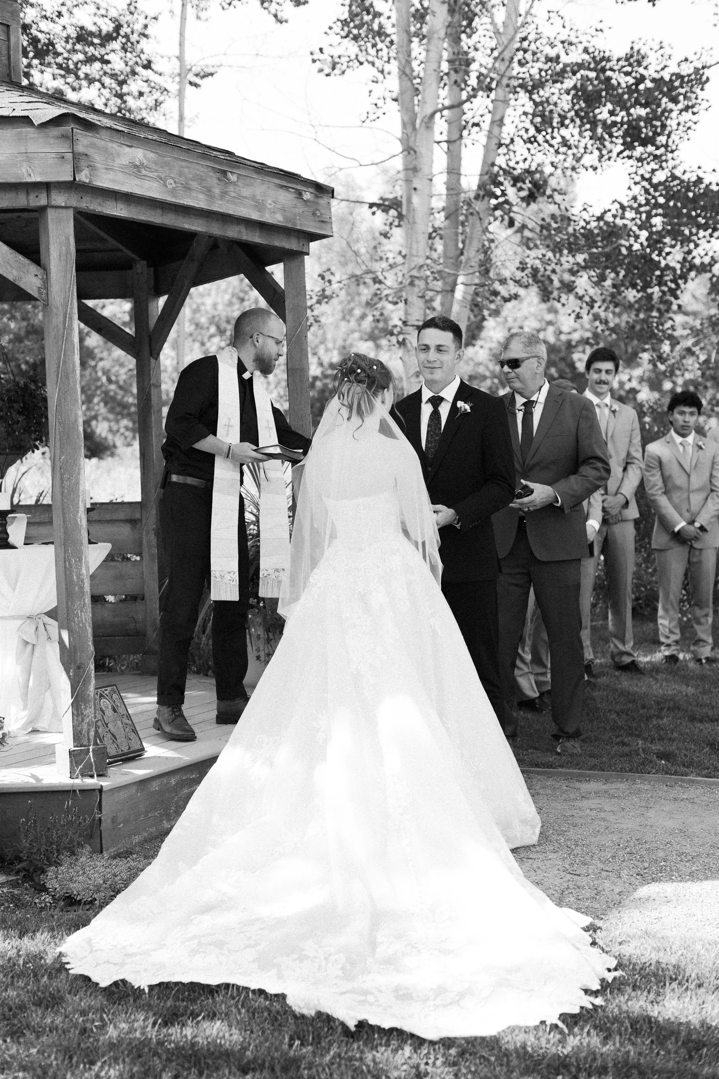 Jakson and Carlie's denver botanic gardens at chatfield farms Wedding-19.jpg