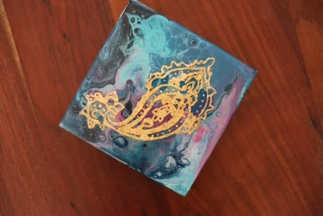 Paisley 1 - Angle.JPG