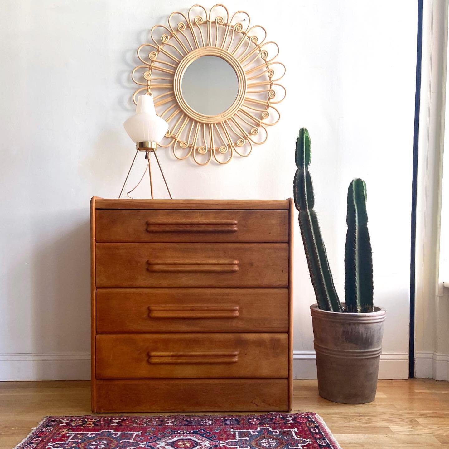 Sweet and simple but with a secret! 
SOLD ▪️Classic midcentury Heywood Wakefield dresser with an option to flip down the top drawer to use as a desk! All solid wood and built incredibly well.