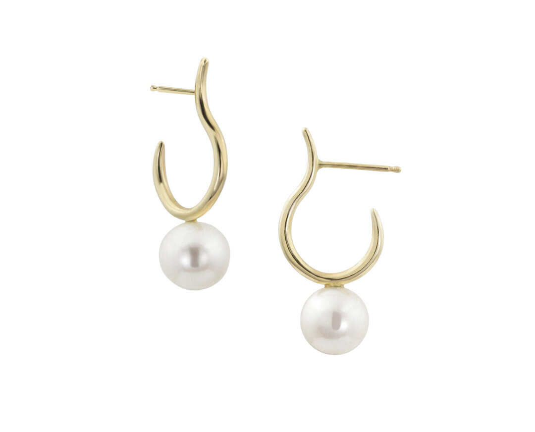 Alt Pearl Earrings for Fashion Week 2022 | Meet the Jewelers