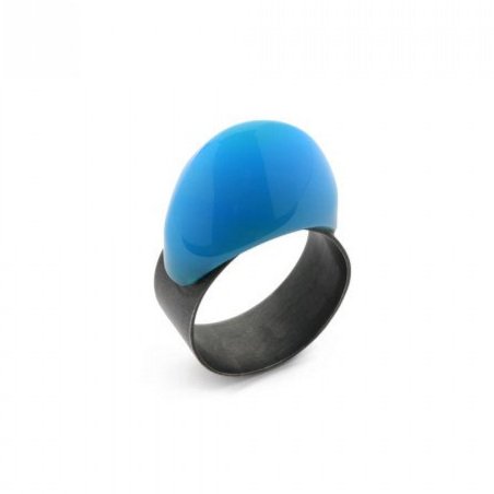Barcelona: Roberto &amp; Victoria ring with blue agate, $156.54 