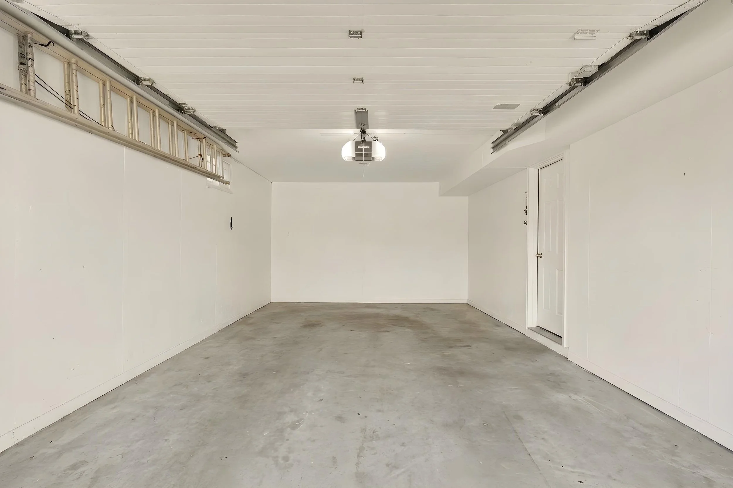 1601 Noyes Dr-0069.jpg