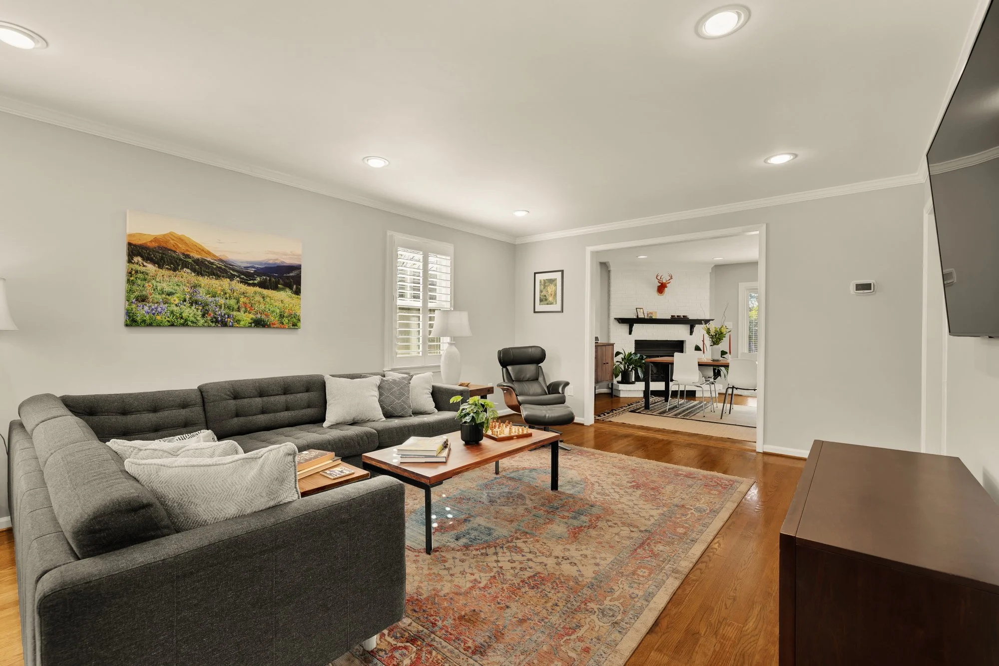 1601 Noyes Dr-0024.jpg