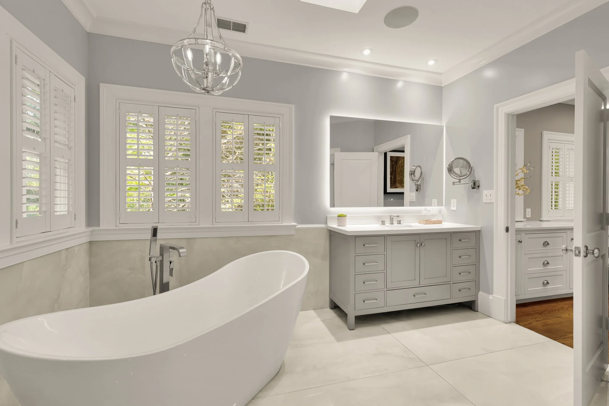 8819 Chalon Dr-0091.jpg