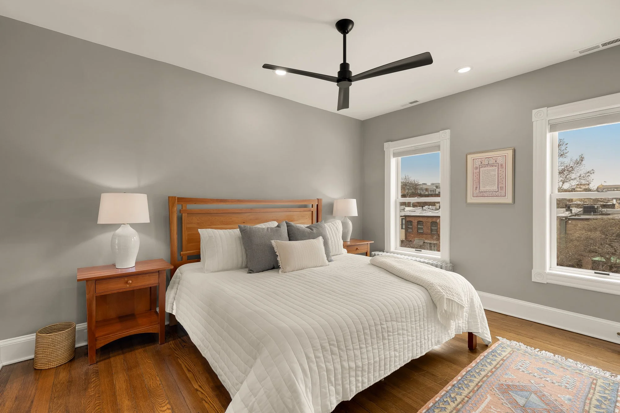 1520 Corcoran St NW-0032.jpg