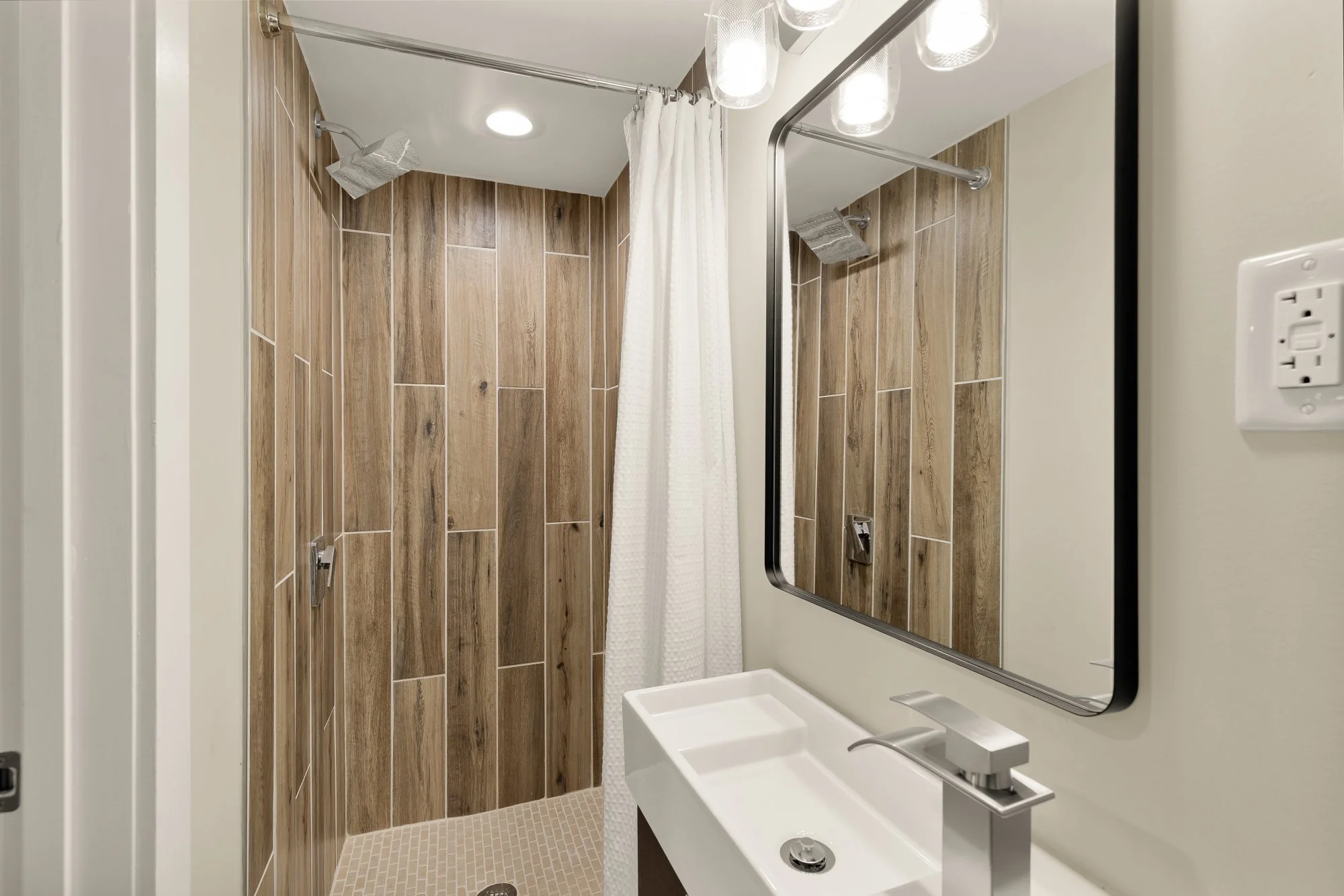 4840 Kansas Ave NW-0052.jpg