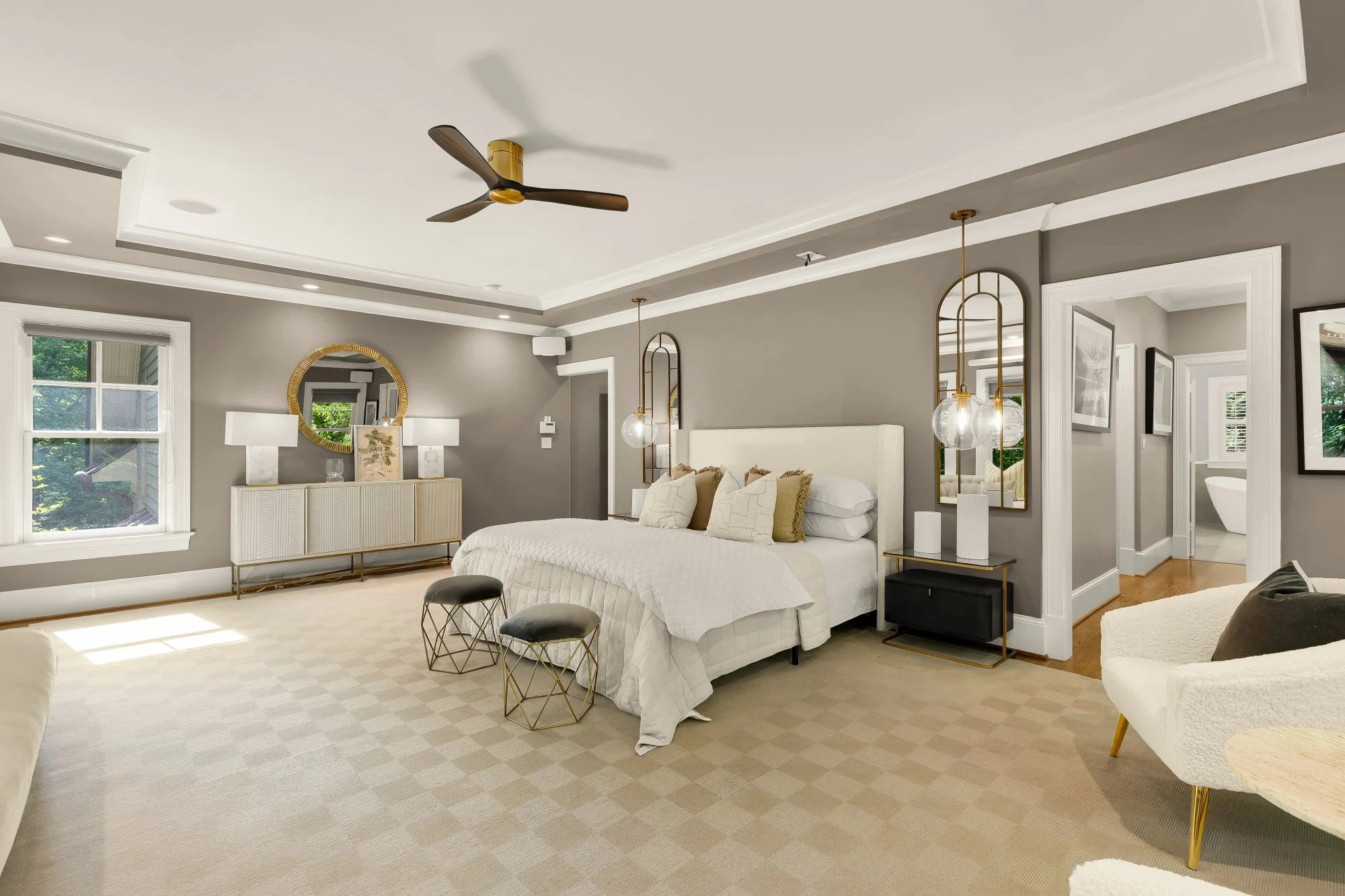 8819 Chalon Dr-0084.jpg