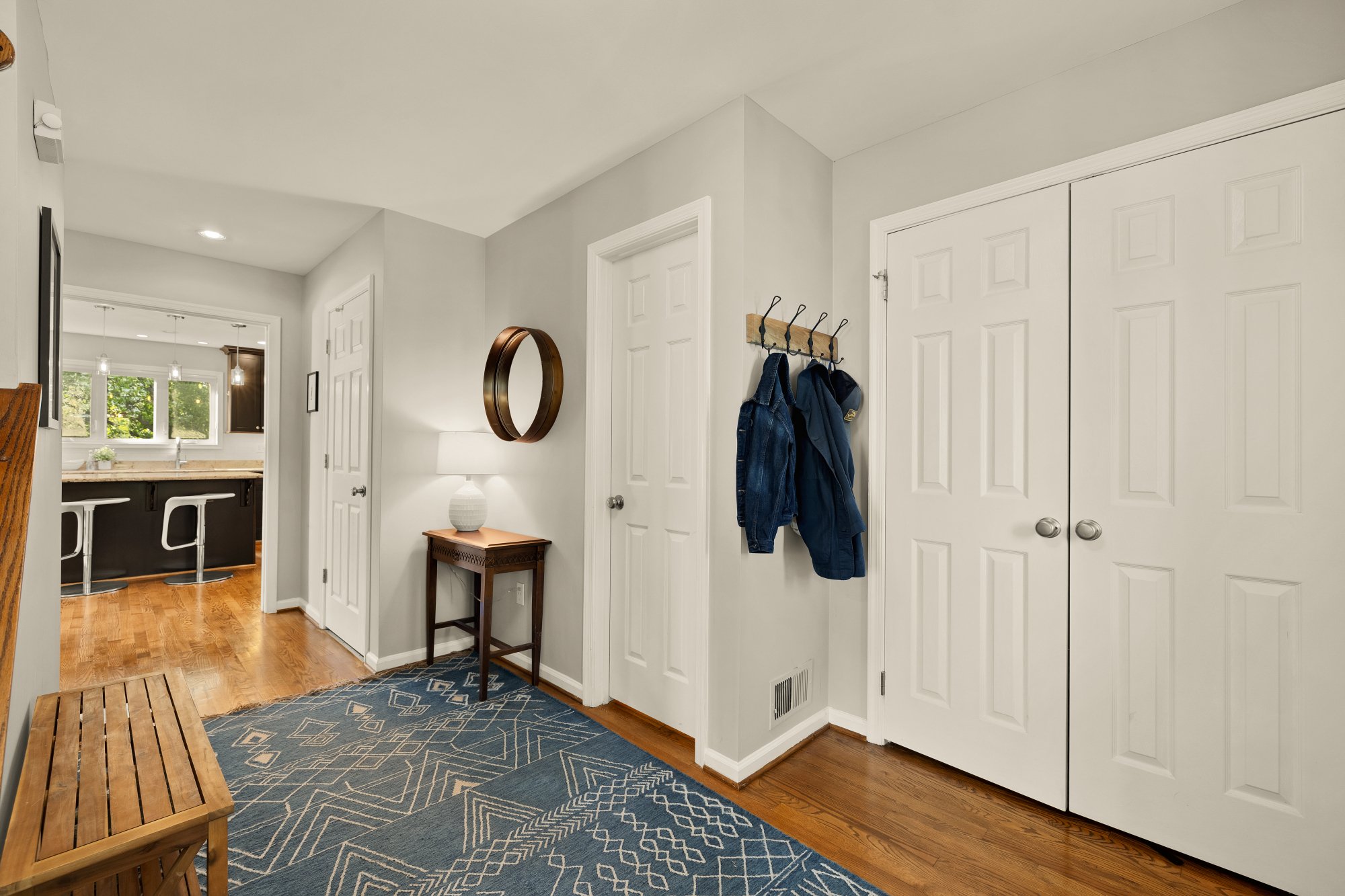 1601 Noyes Dr-0019.jpg