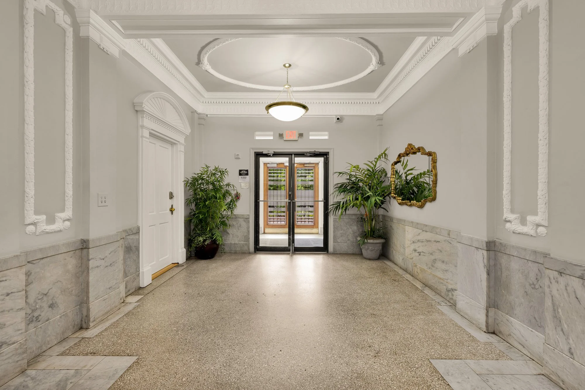 3060 16th St NW 102-0007.jpg