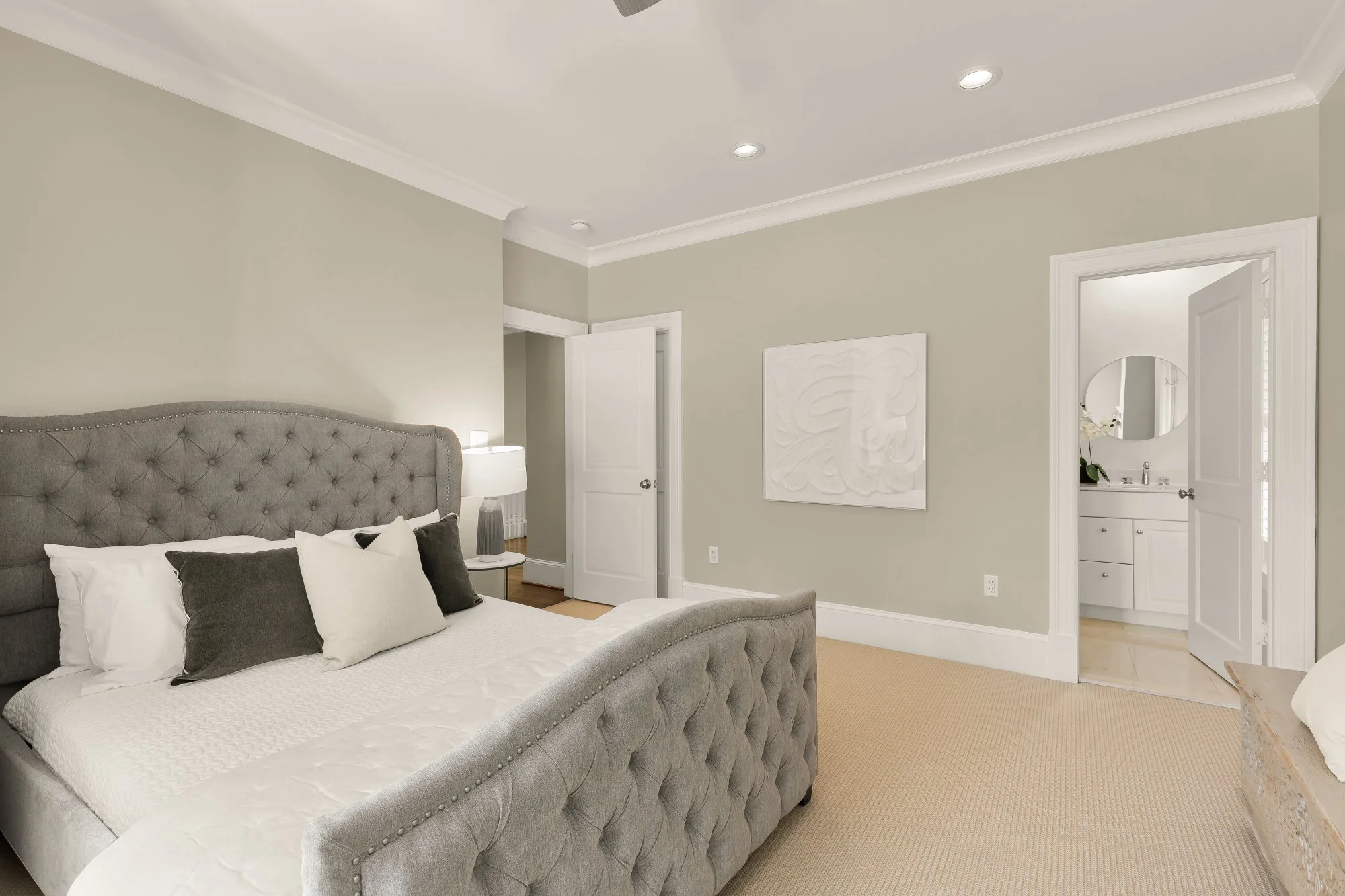 8819 Chalon Dr-0077.jpg
