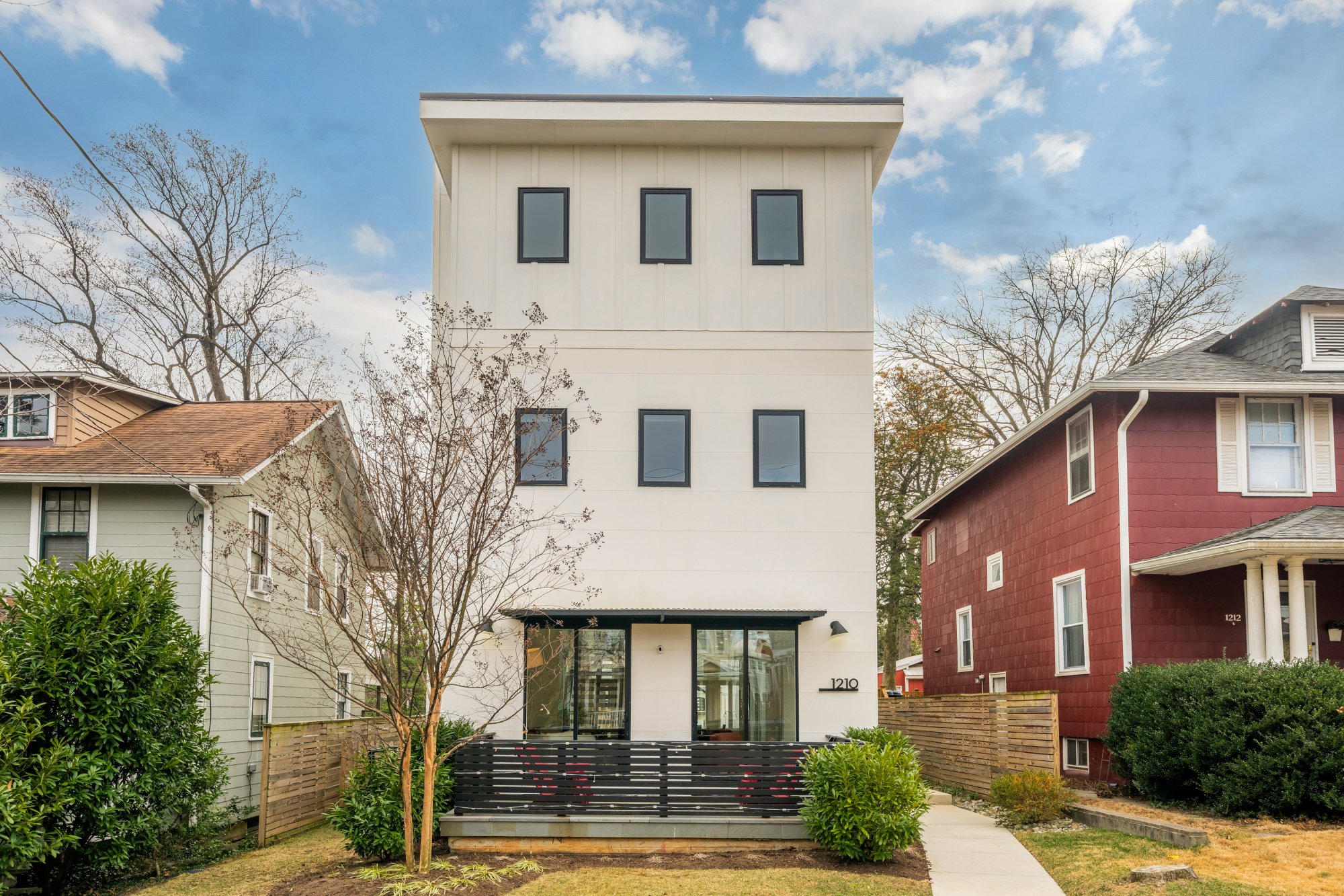 1210 Holly St NW-0002.jpg