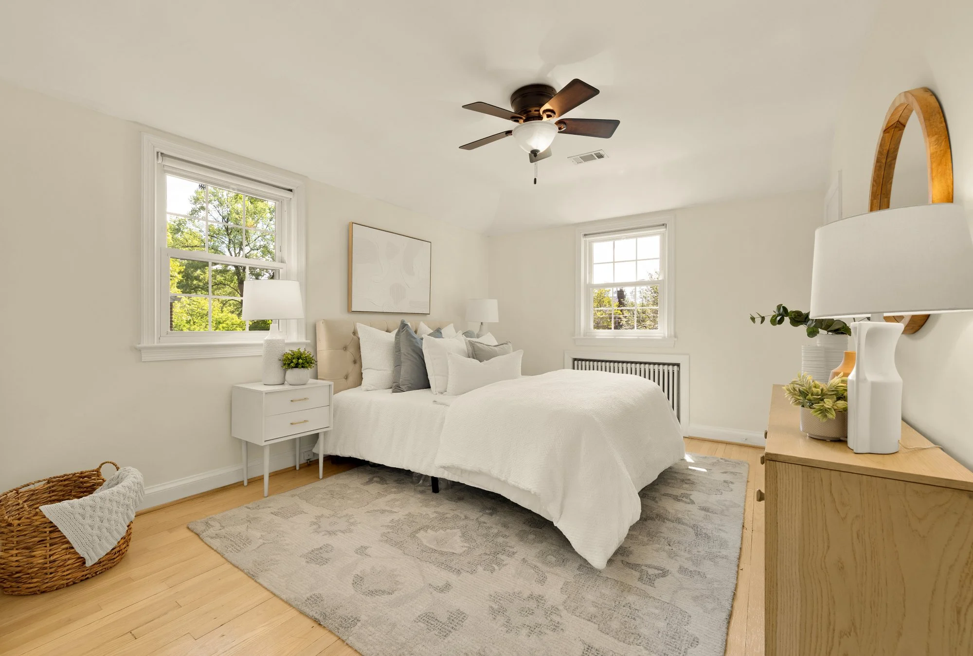 9409 Woodland Dr-0028.jpg