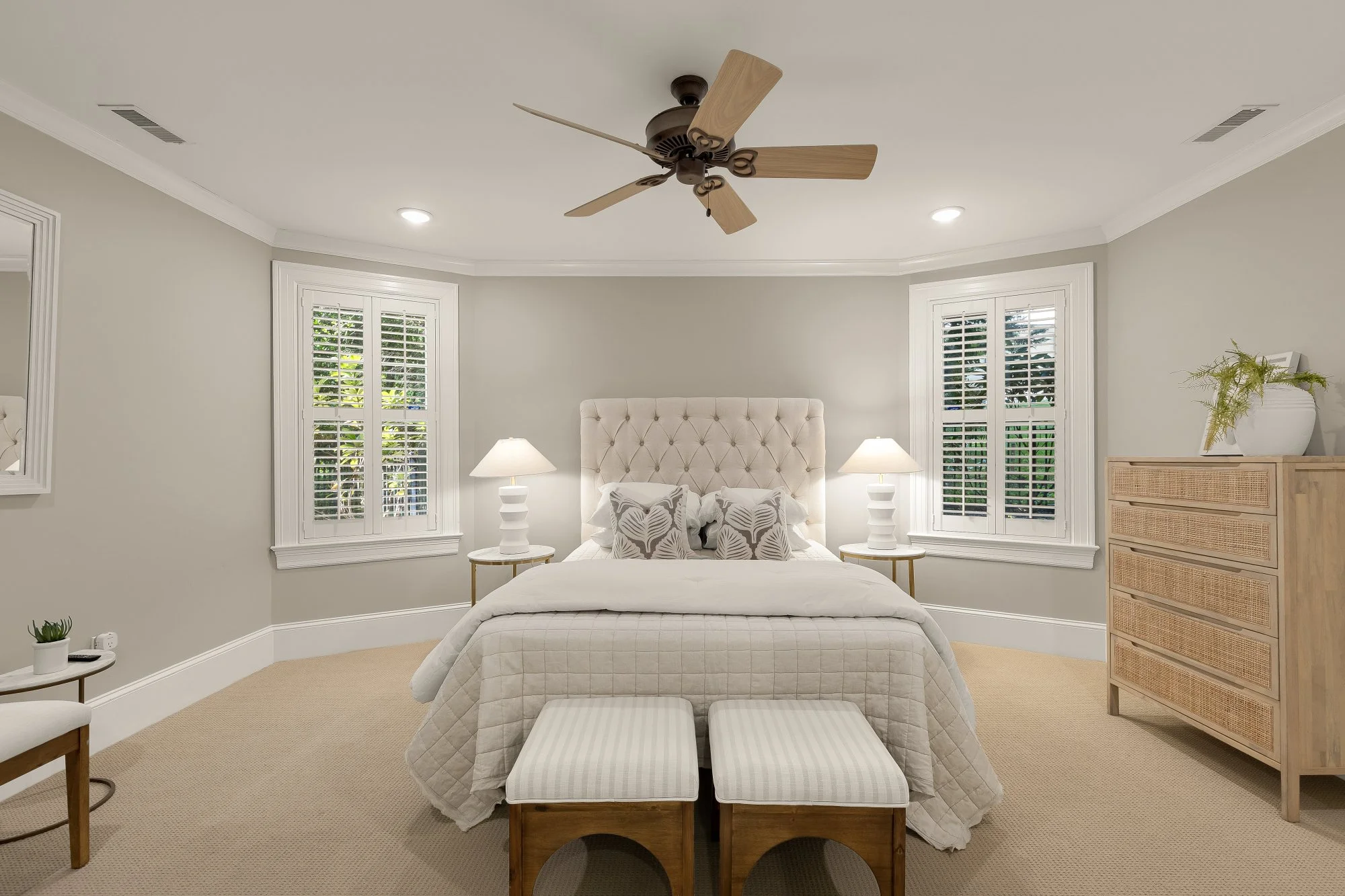 8819 Chalon Dr-0058.jpg
