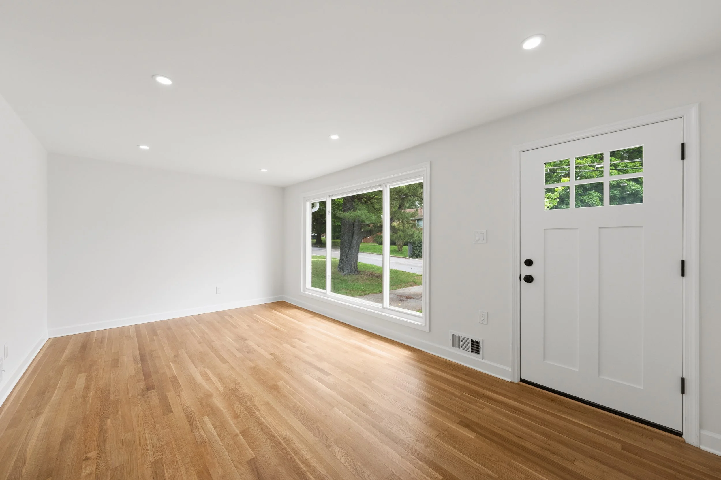 9912 Grayson Ave, Silver Spring, MD 20901, USA - 0007.jpg