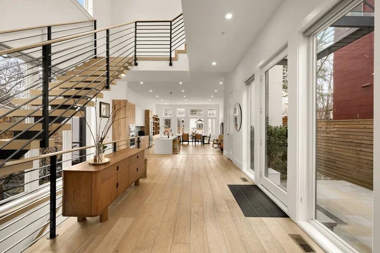 Holly St NW Washington, DC 20012