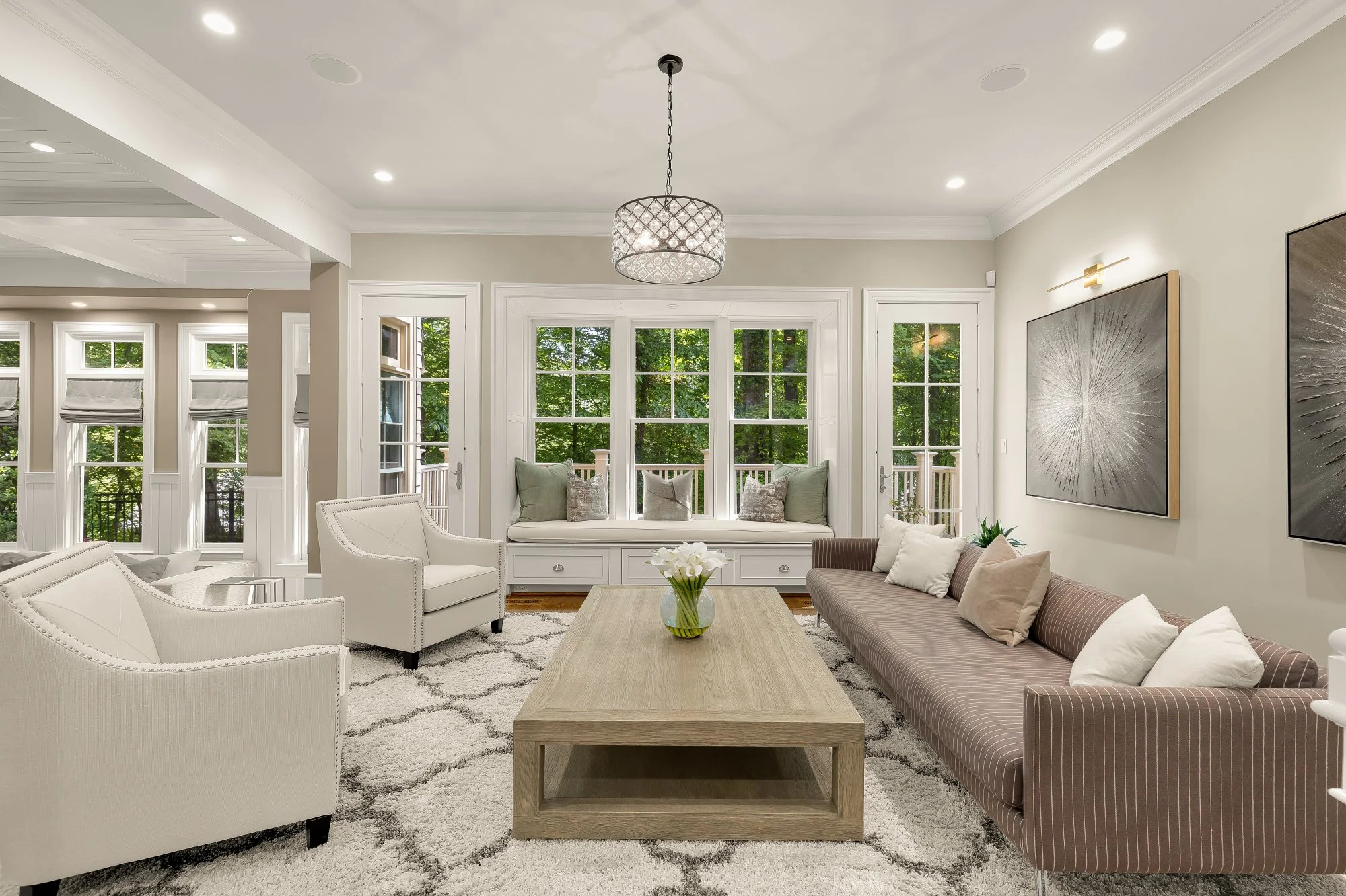 8819 Chalon Dr-0011.jpg