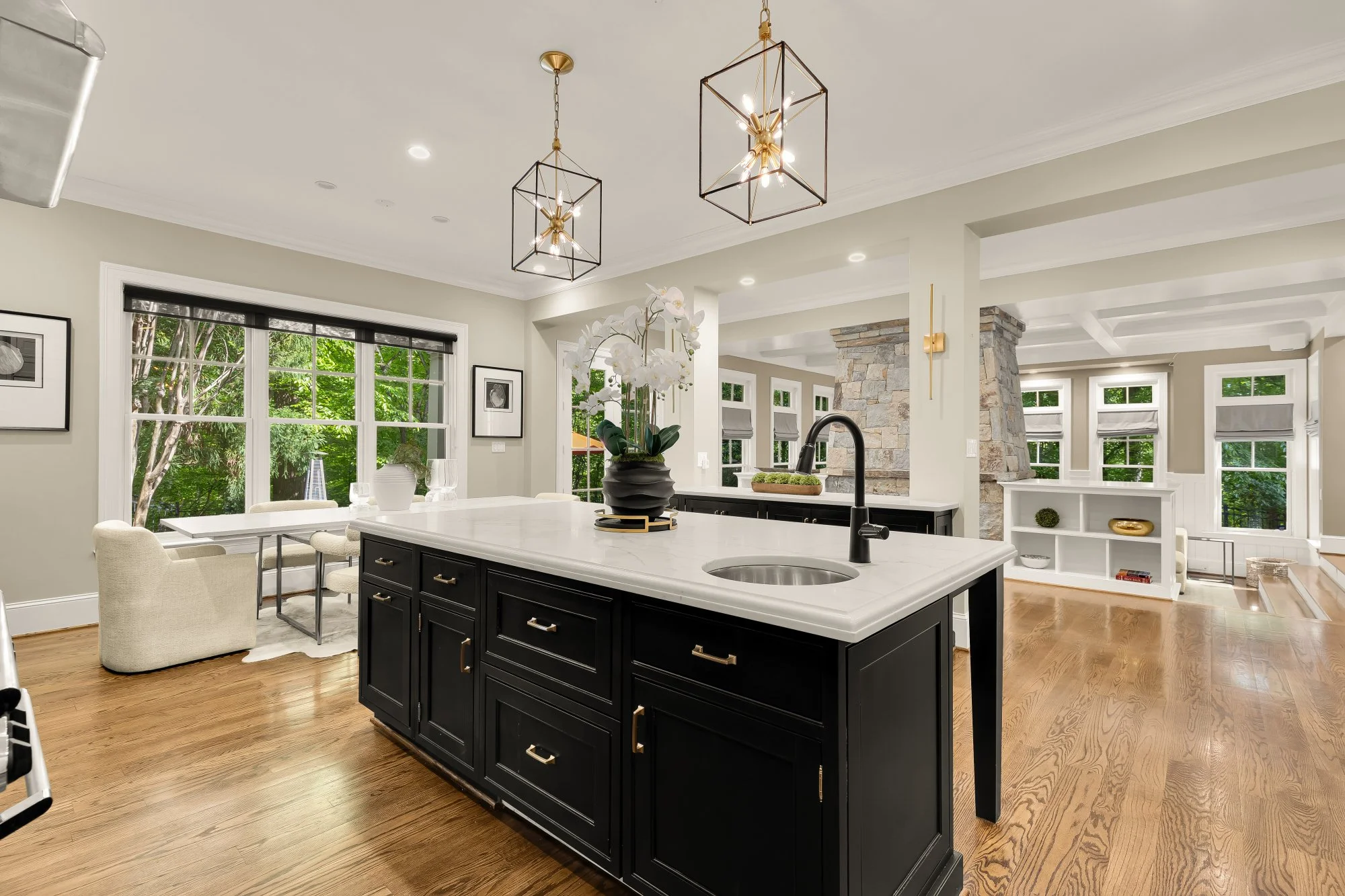 8819 Chalon Dr-0028.jpg