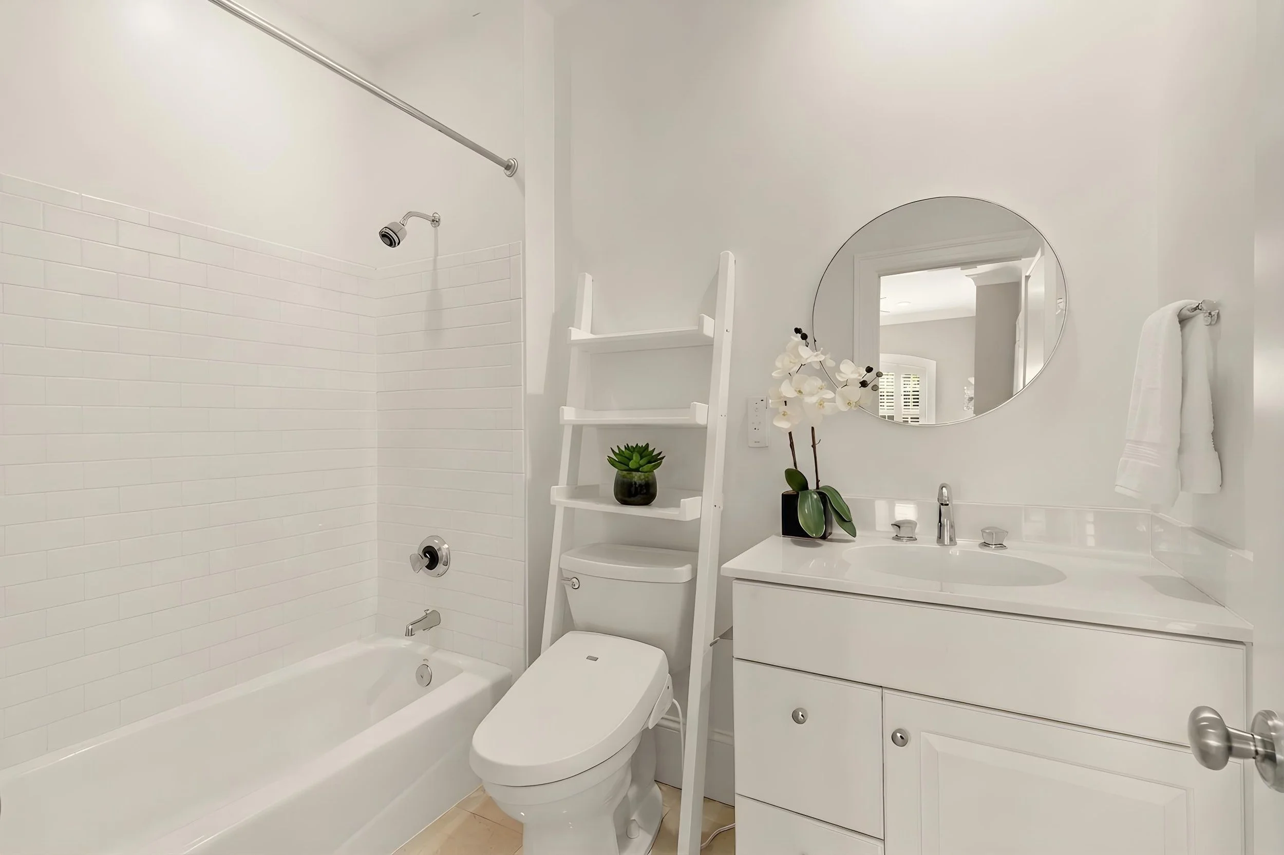 8819 Chalon Dr-0078.jpg